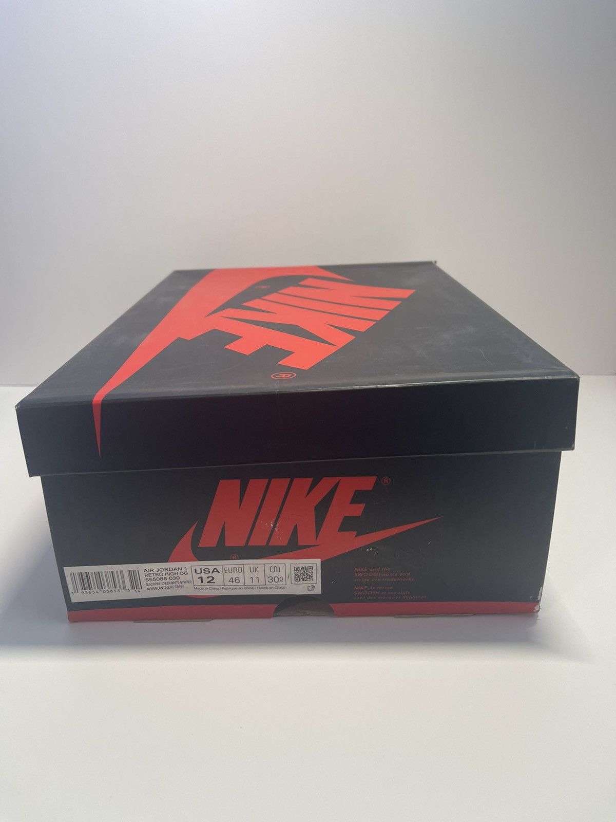 Nike Air Jordan 1 Retro High OG, Black, Green, & White 555088 030 Size US 12 / EU 45 - 15 Thumbnail