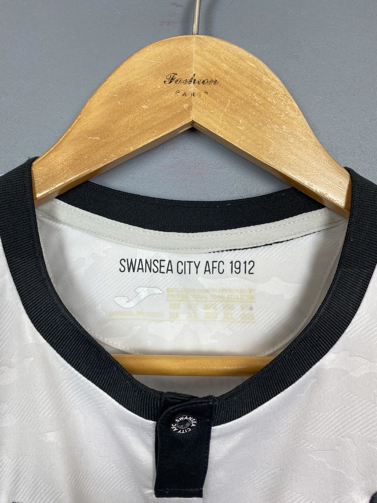 Other Joma Swansea City FC Swans Football Home Shirt Men’s Size XL Size US XL / EU 56 / 4 - 5 Thumbnail