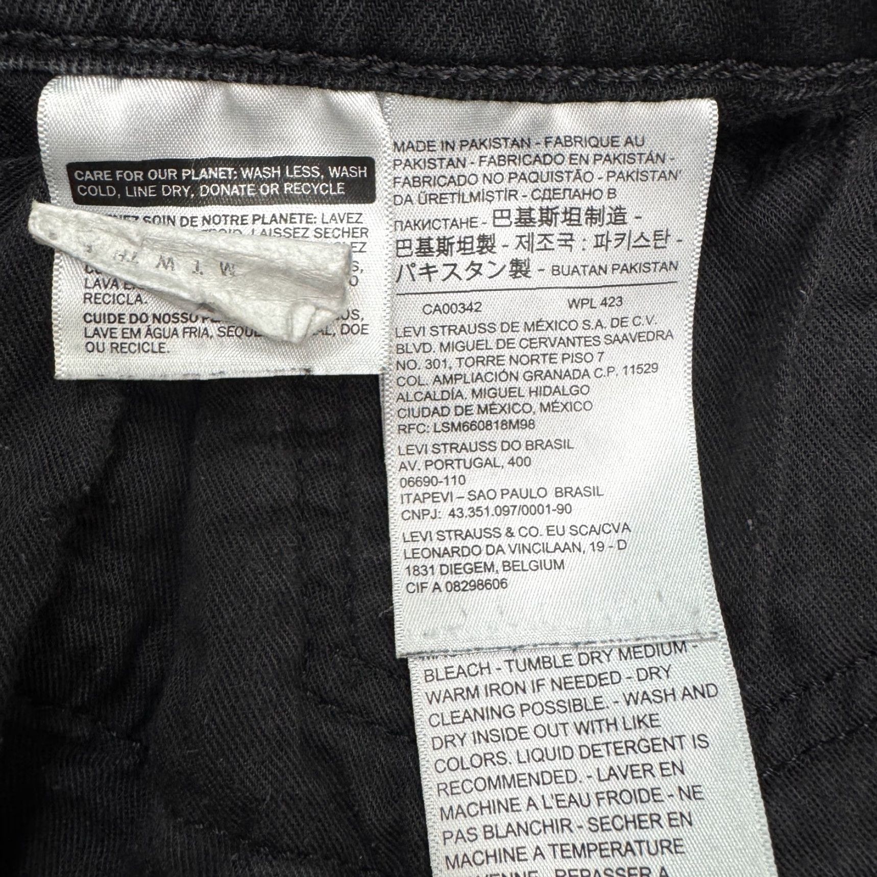 Levi's Levi's 511 Slim Straight Denim Jeans Men 38x30 Black Dark Wash Cotton Blend Button Zip Vintage No Size US 38 / EU 54 - 6 Thumbnail
