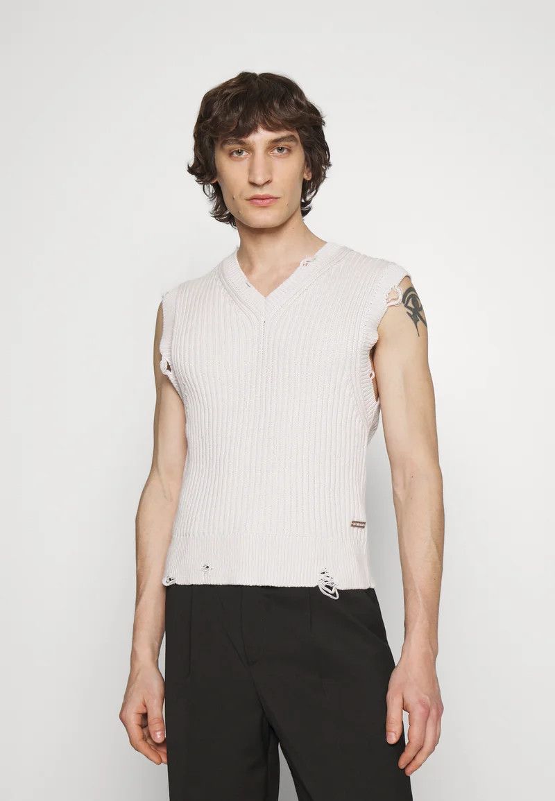 Han Kjobenhavn $395 - Distressed Knit Vest - Off White Size US XL / EU 56 / 4 - 3 Thumbnail