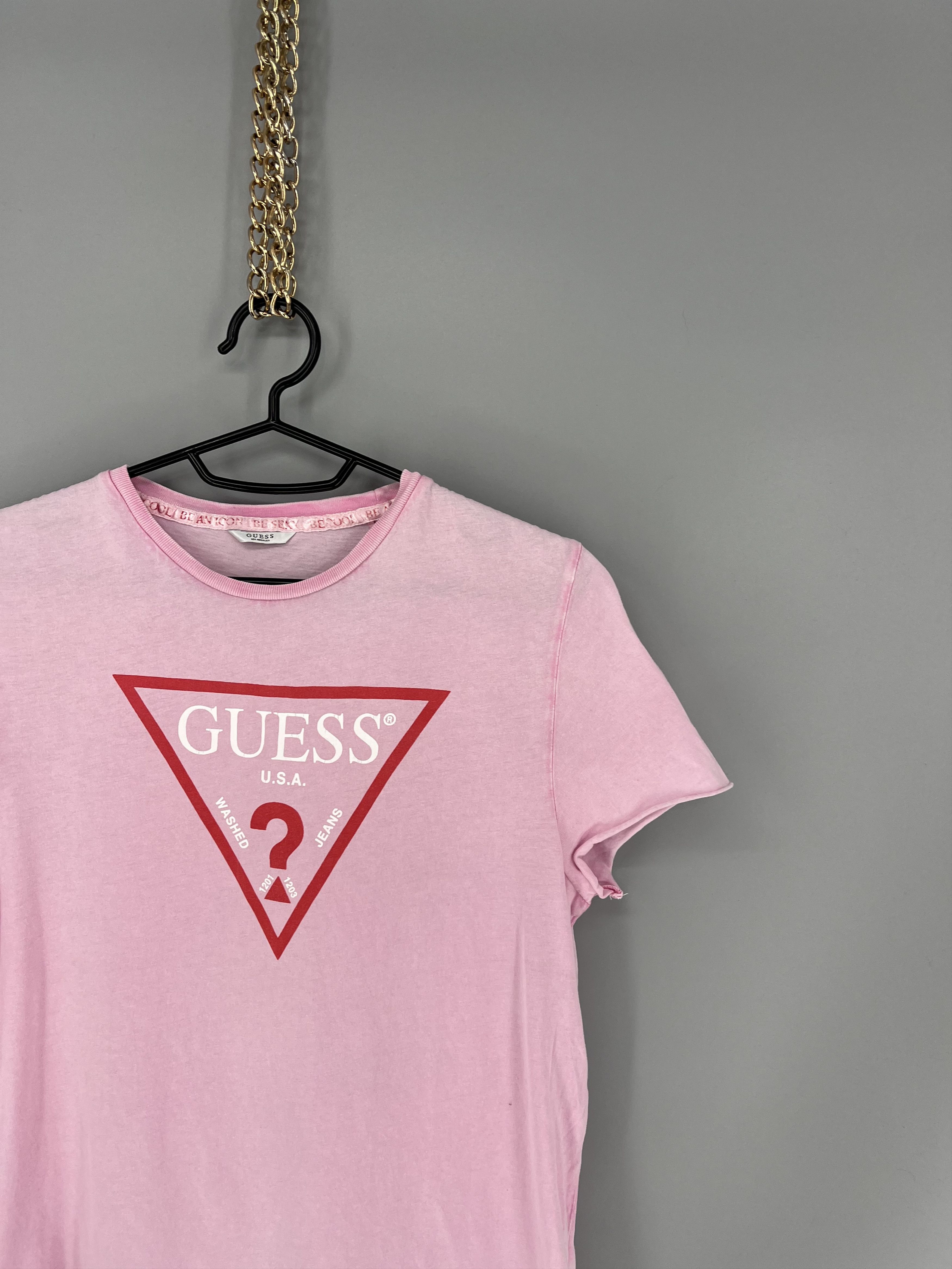Guess Guess Short Sleeve Tshirt Big Logo Spellout Jumpe Size M / US 6-8 / IT 42-44 - 5 Thumbnail