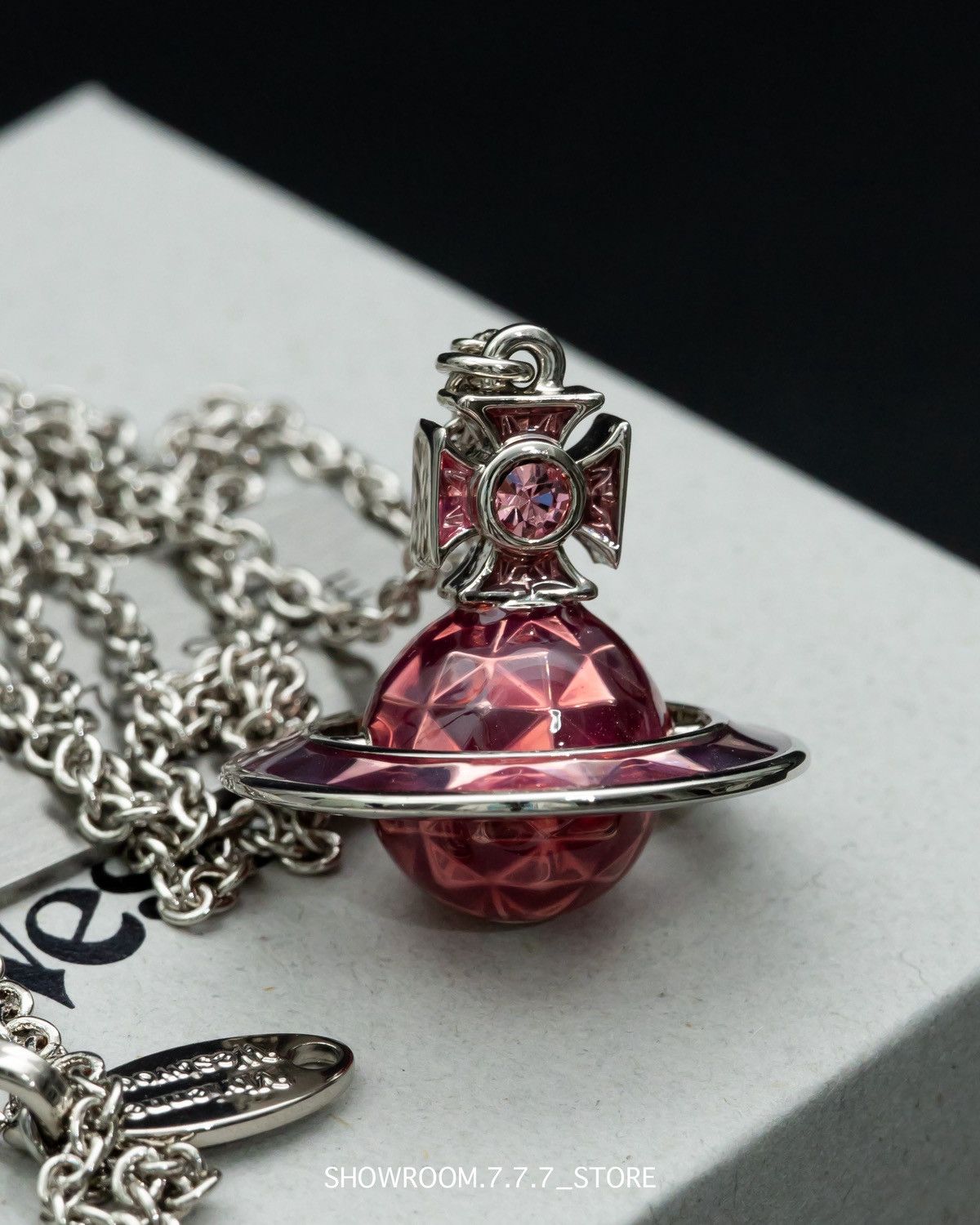 Vivienne Westwood Vivienne Westwood Mashita Orb Pendant Necklace Size ONE SIZE - 9 Thumbnail