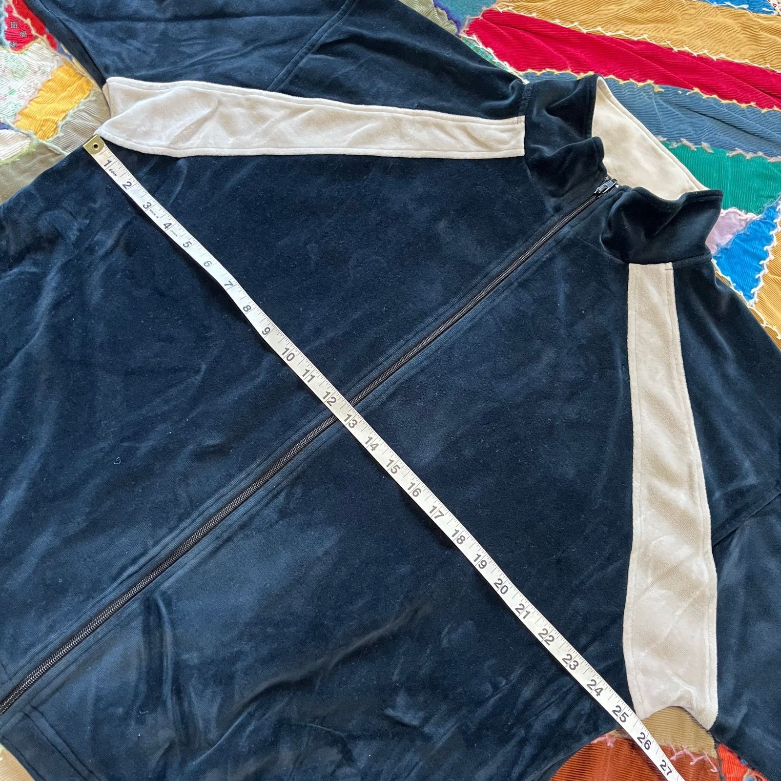 Other Y2K Ultra Soft Black w/ Cream Stripes Full Zip Track Jacket Size US L / EU 52-54 / 3 - 4 Thumbnail