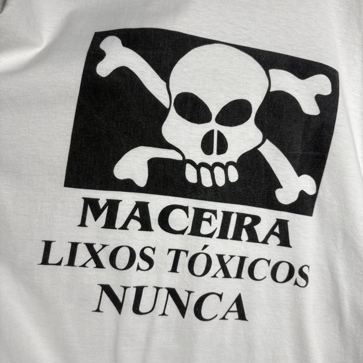 Vintage Vintage 90s Maceira Skull Graphic T-Shirt Size US XL / EU 56 / 4 - 3 Thumbnail