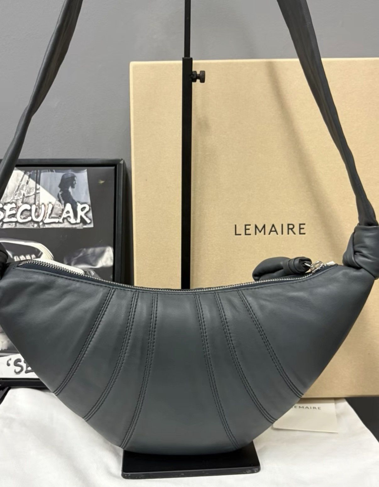 Lemaire Lemaire Brand Asphalt Lambskin Croissant Crossbody Bag K34 Size ONE SIZE - 2 Thumbnail