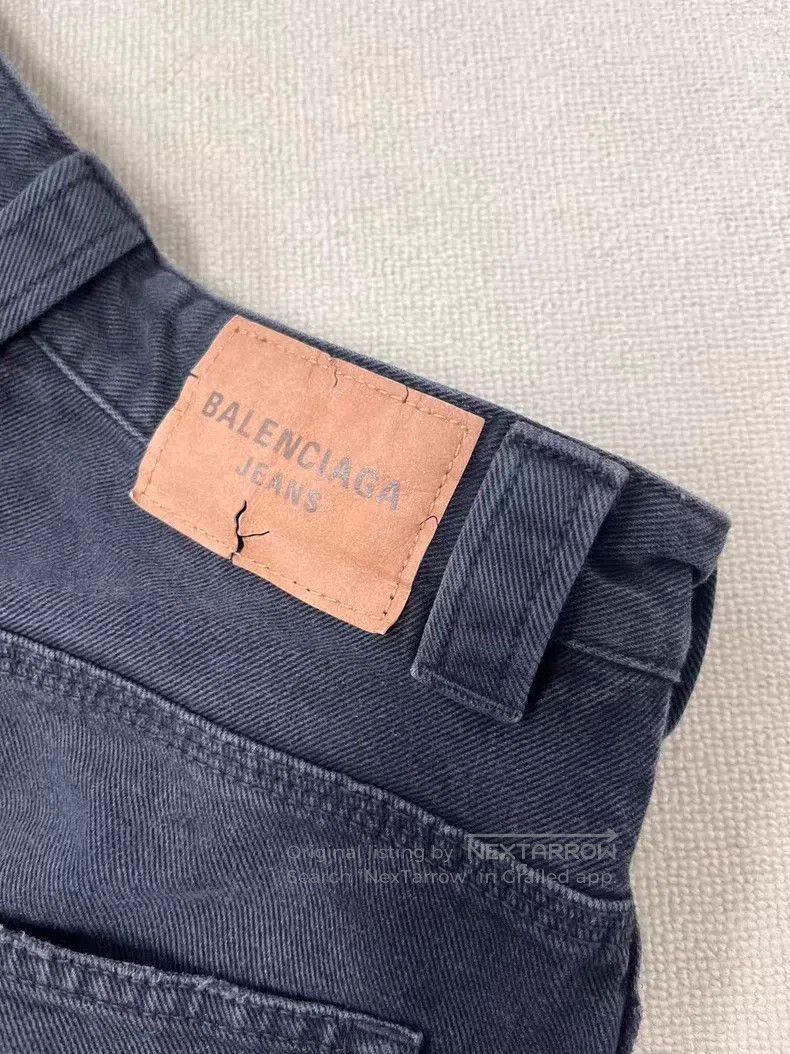 Balenciaga Balenciaga size XS Cotton Carved Elastic Button Denim Shor Size US 27 - 3 Thumbnail