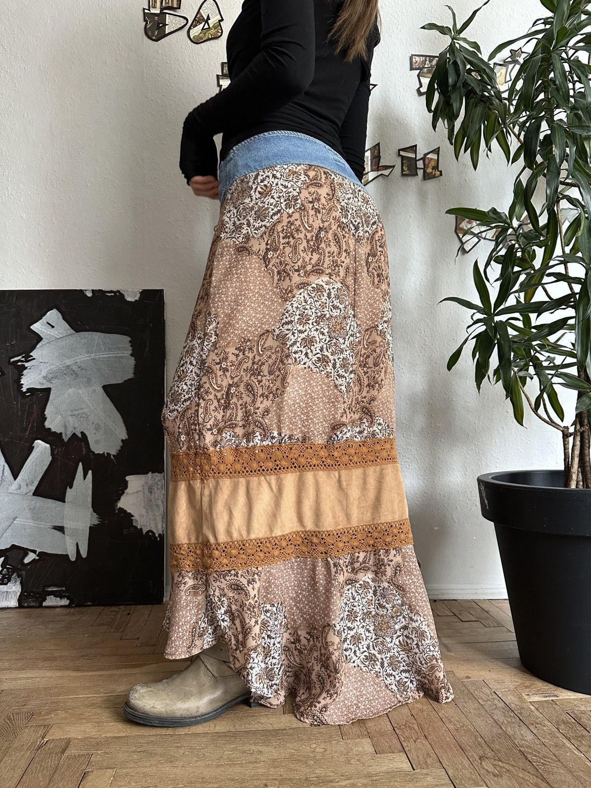 Seditionaries Boho Hippie Western Mixed Fabric Maxi Skirt Size 32" / US 10 / IT 46 - 6 Thumbnail