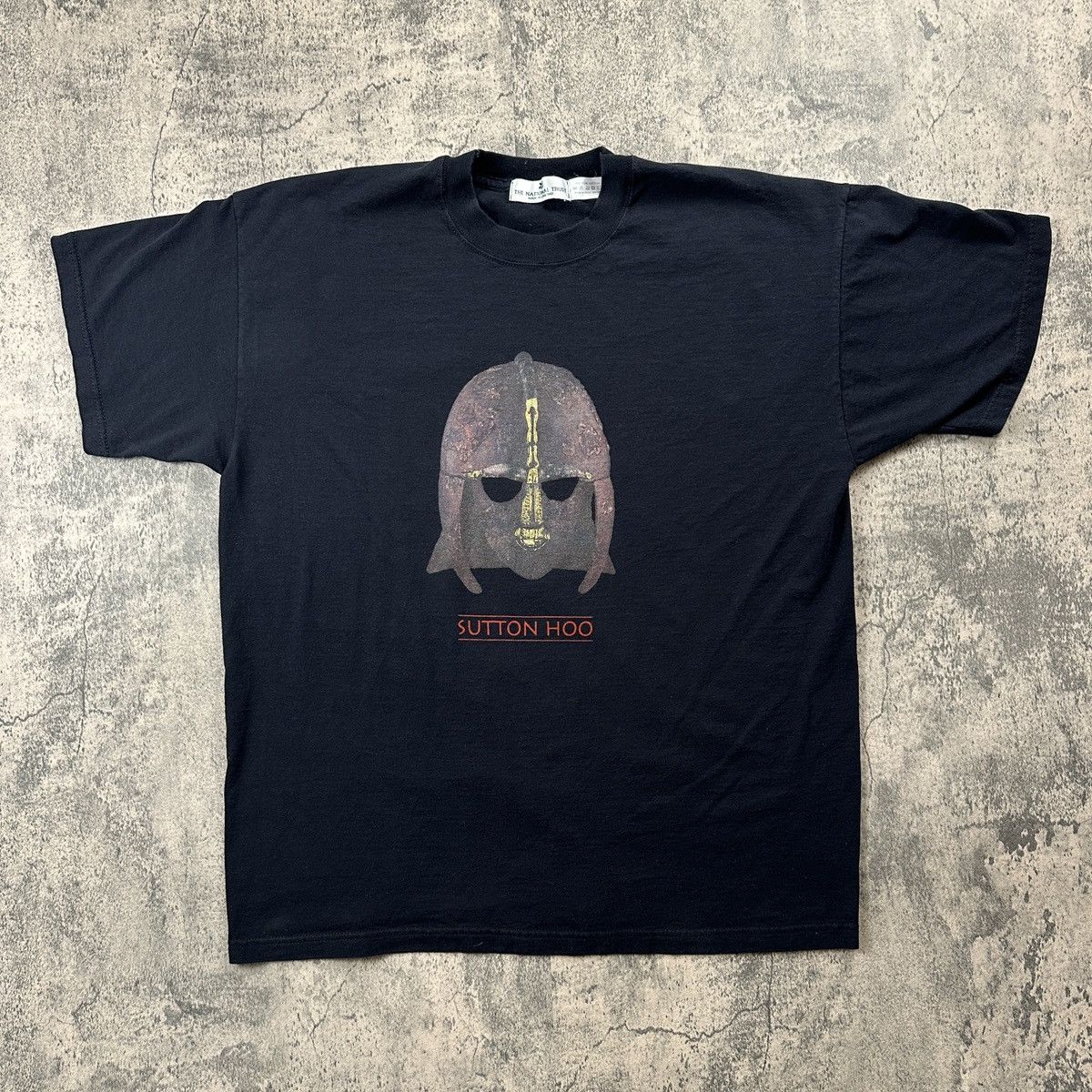 Designer The National Trust Sutton Hoo Black T Shirt Size US L / EU 52-54 / 3 - 1 Thumbnail