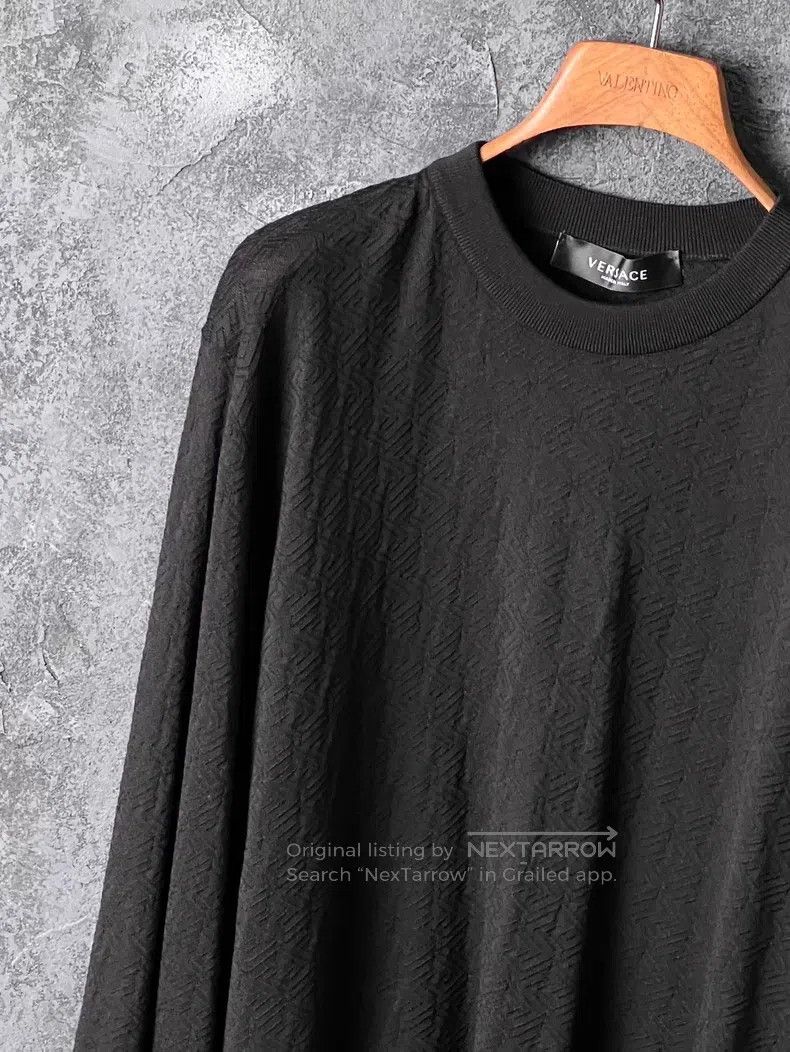 Versace Versace Black crew neck sweater Size US XS / EU 42 / 0 - 5 Thumbnail