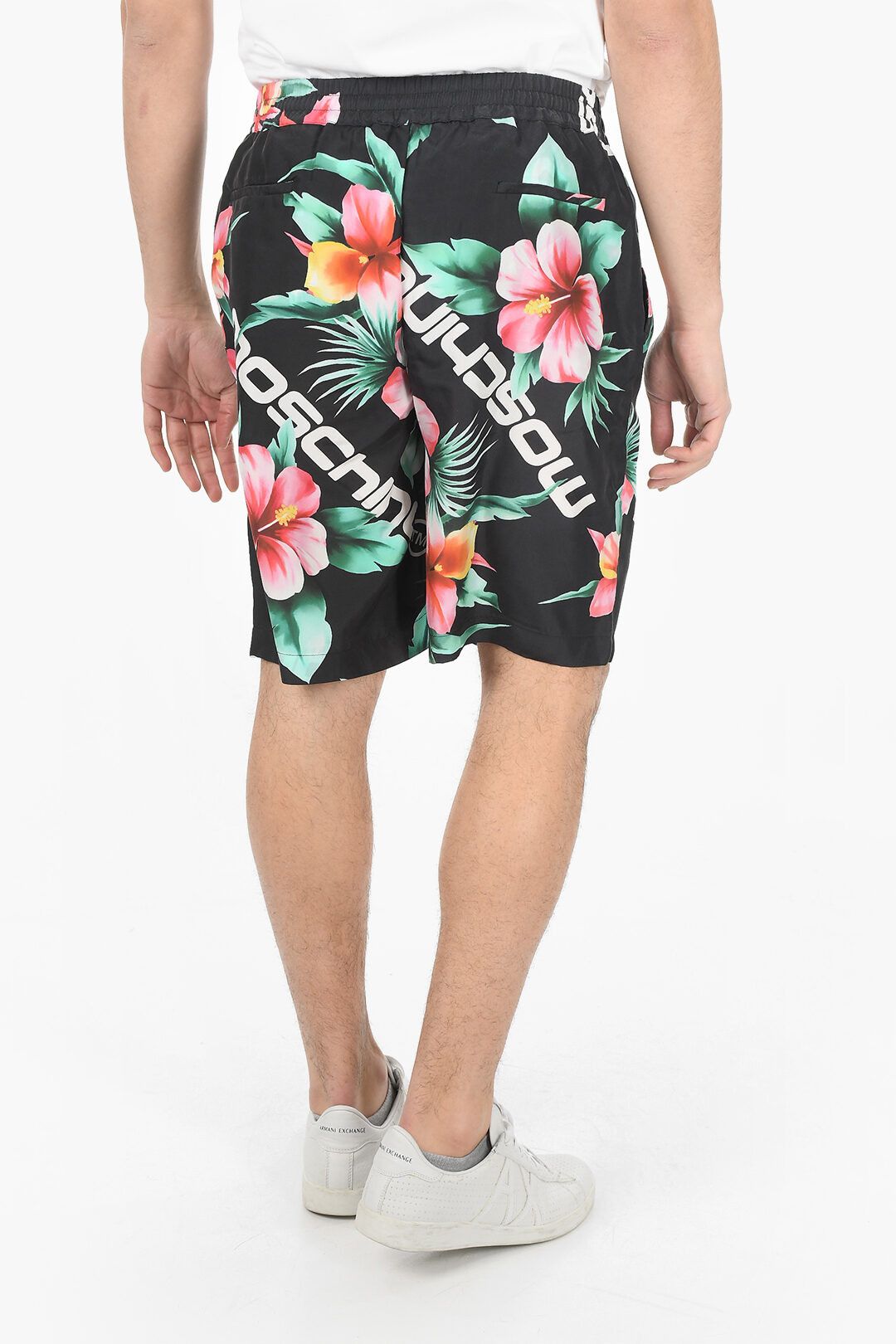 Moschino o1y0225 Logo Short in Multicolor Size US 30 / EU 46 - 2 Thumbnail