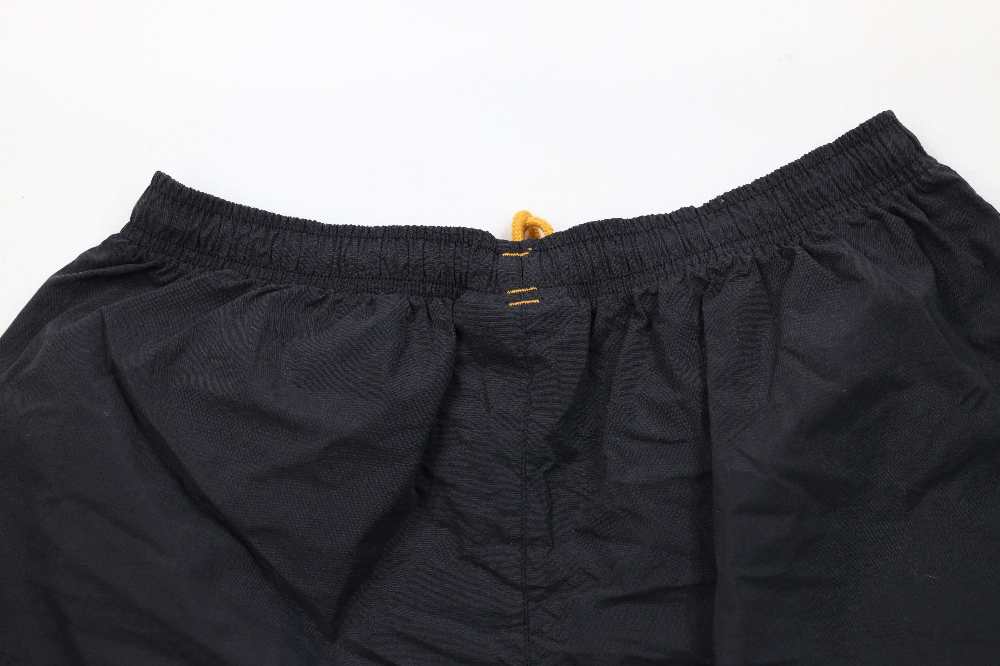 Nautica × Vintage Vintage 90s Nautica Sport Tech Spell Above Knee Shorts Black Size US 32 / EU 48 - 11 Thumbnail