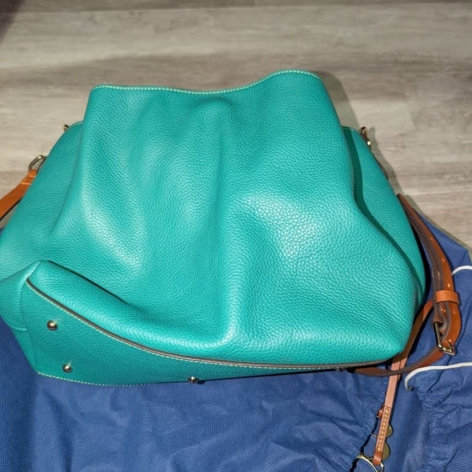 Dooney & Bourke Dooney & Bourke Aqua Leather Shoulder Bag Size ONE SIZE - 4 Thumbnail