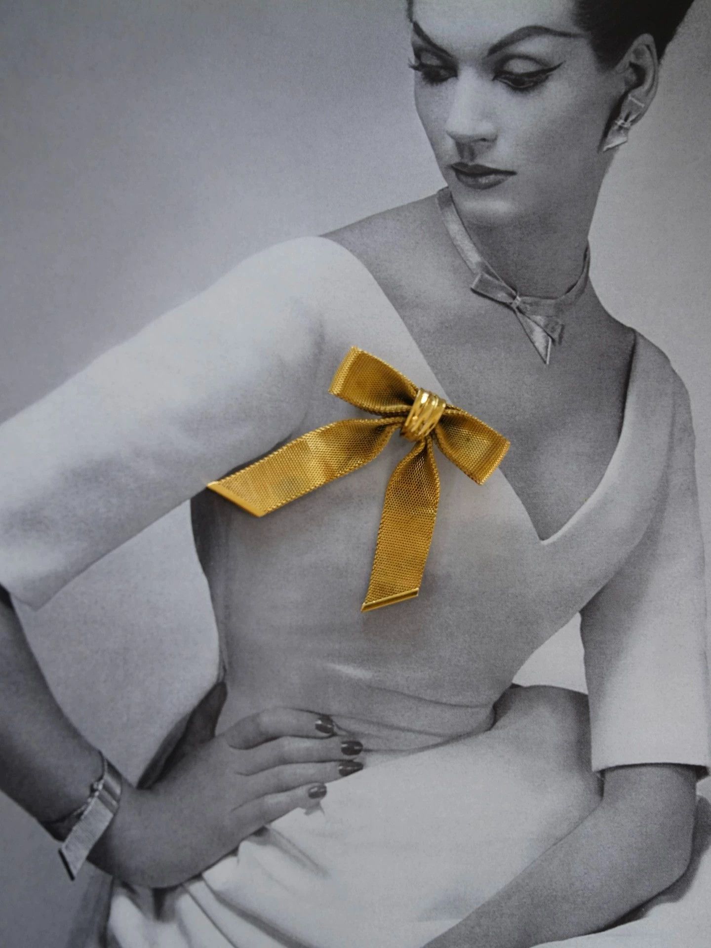 Dior Dior 1972 Metallic Bow Brooch Size ONE SIZE - 1 Thumbnail