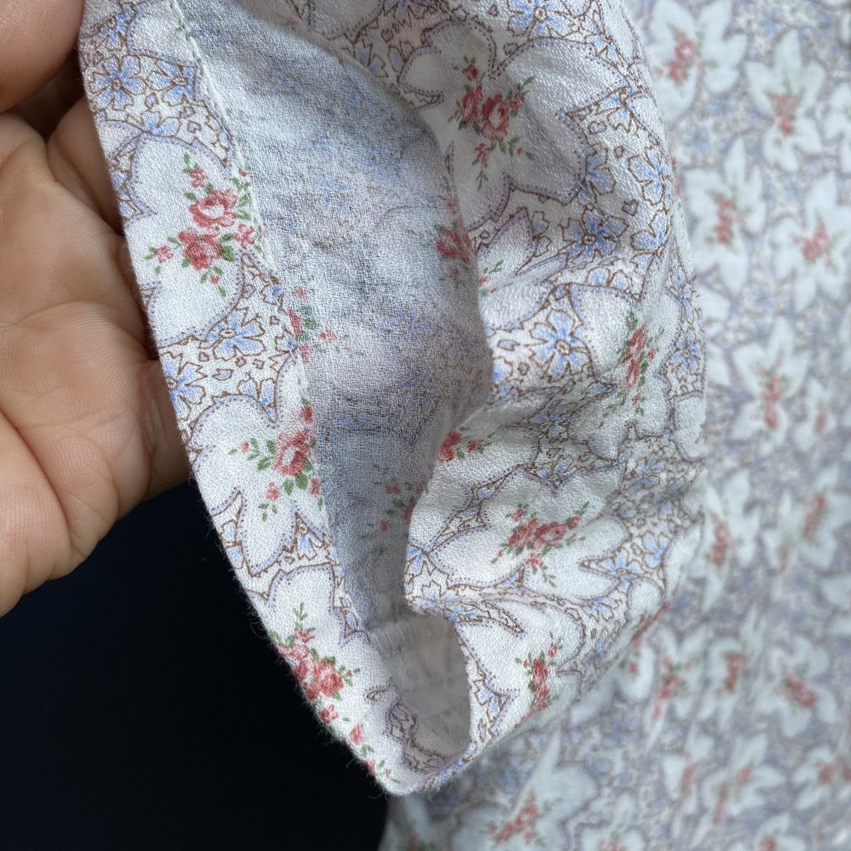 Frapbois FRAPBOIS Cream Floral Peter Pan Blouse Size M / US 6-8 / IT 42-44 - 11 Thumbnail