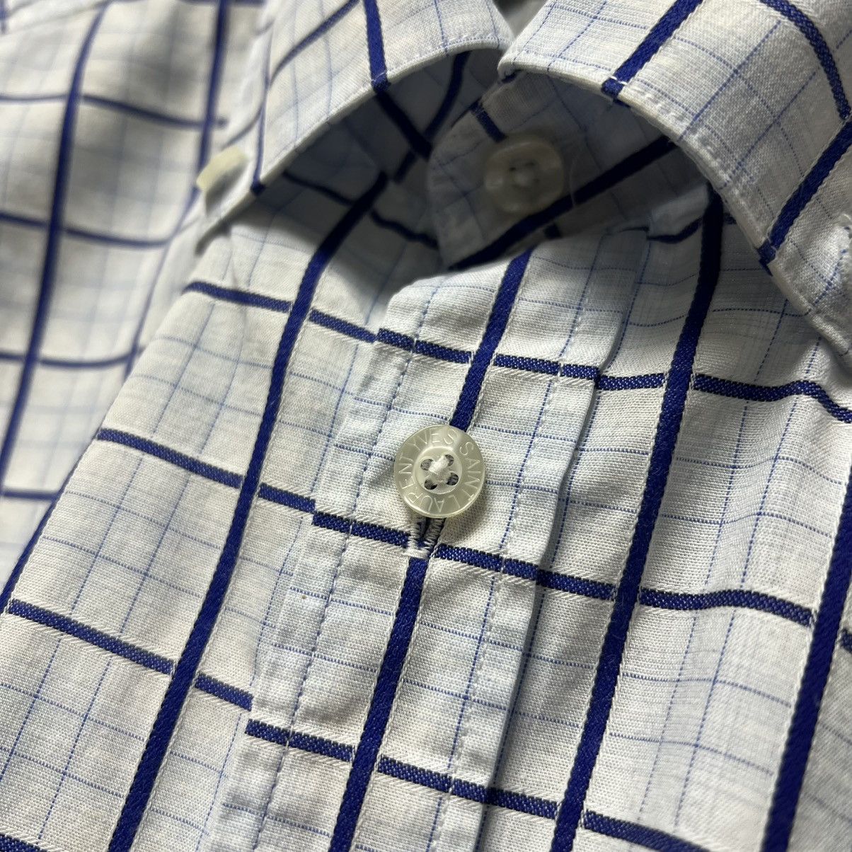 Yves Saint Laurent Yves Saint Laurent Vintage short sleeve crazy shirt y2k Size US M / EU 48-50 / 2 - 13 Thumbnail