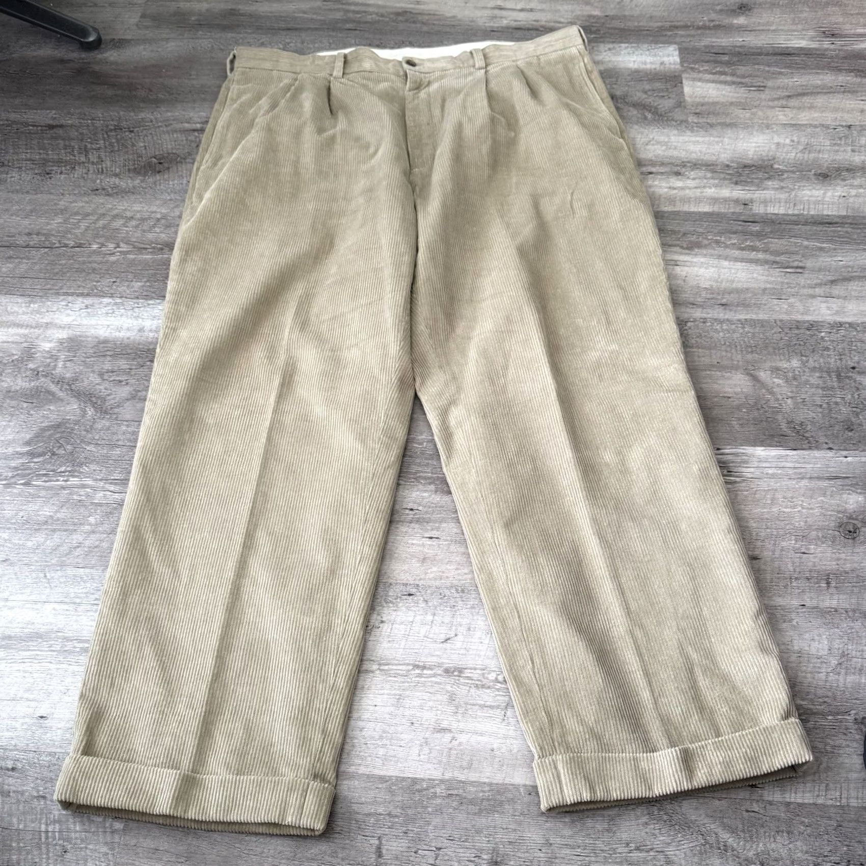 Brooks Brothers Brooks Brothers 346 Pants Mens 42x30 Tan Wide Wale Corduroy Pleated Cuffed Size US 42 / EU 58 - 6 Thumbnail