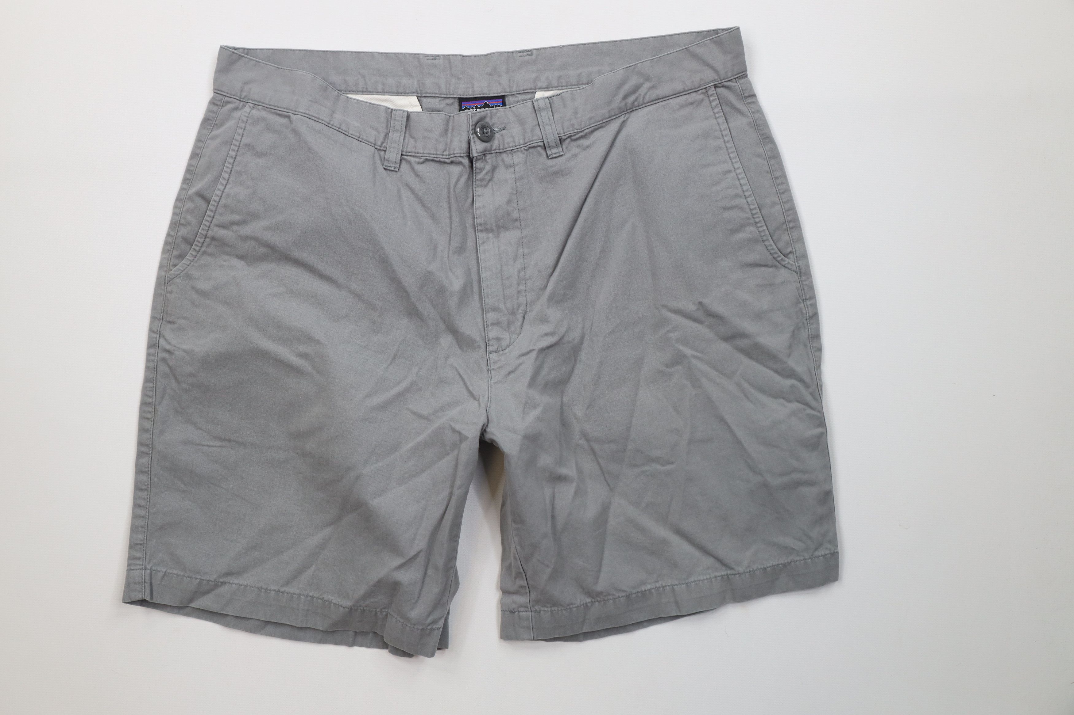Patagonia Patagonia Above Knee Trekking Shorts Organic Cotton Gray Size US 36 / EU 52 - 1 Thumbnail