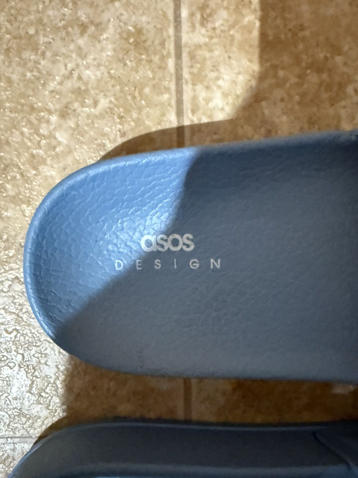 Asos Men’s Baby blue Flip flops/ slide on Size US 8 / EU 41 - 3 Thumbnail