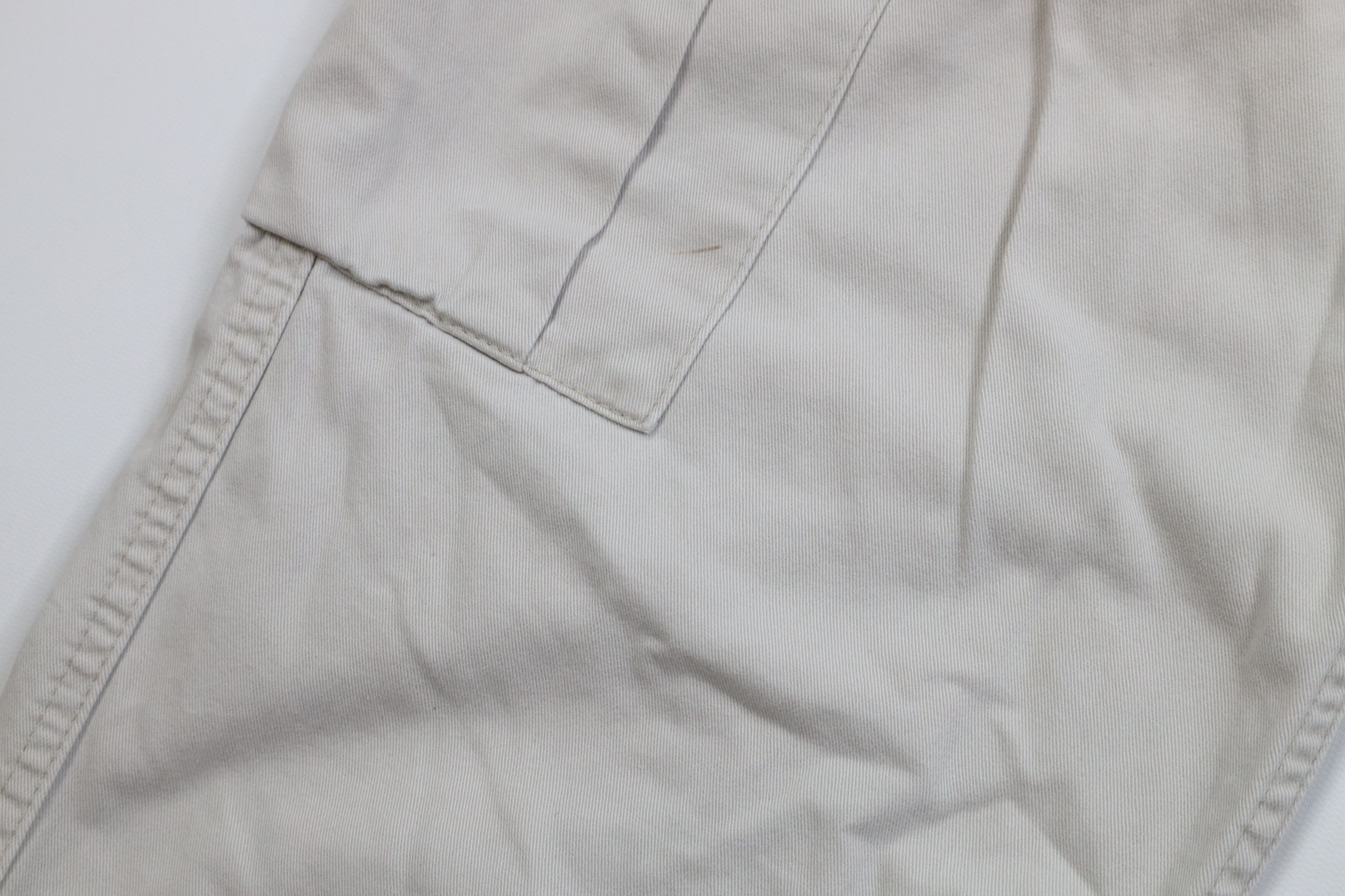 Levi's Vintage Y2K 2001 Levis Silvertab Wide Leg Cargo Pants Beige Size US 32 / EU 48 - 8 Thumbnail