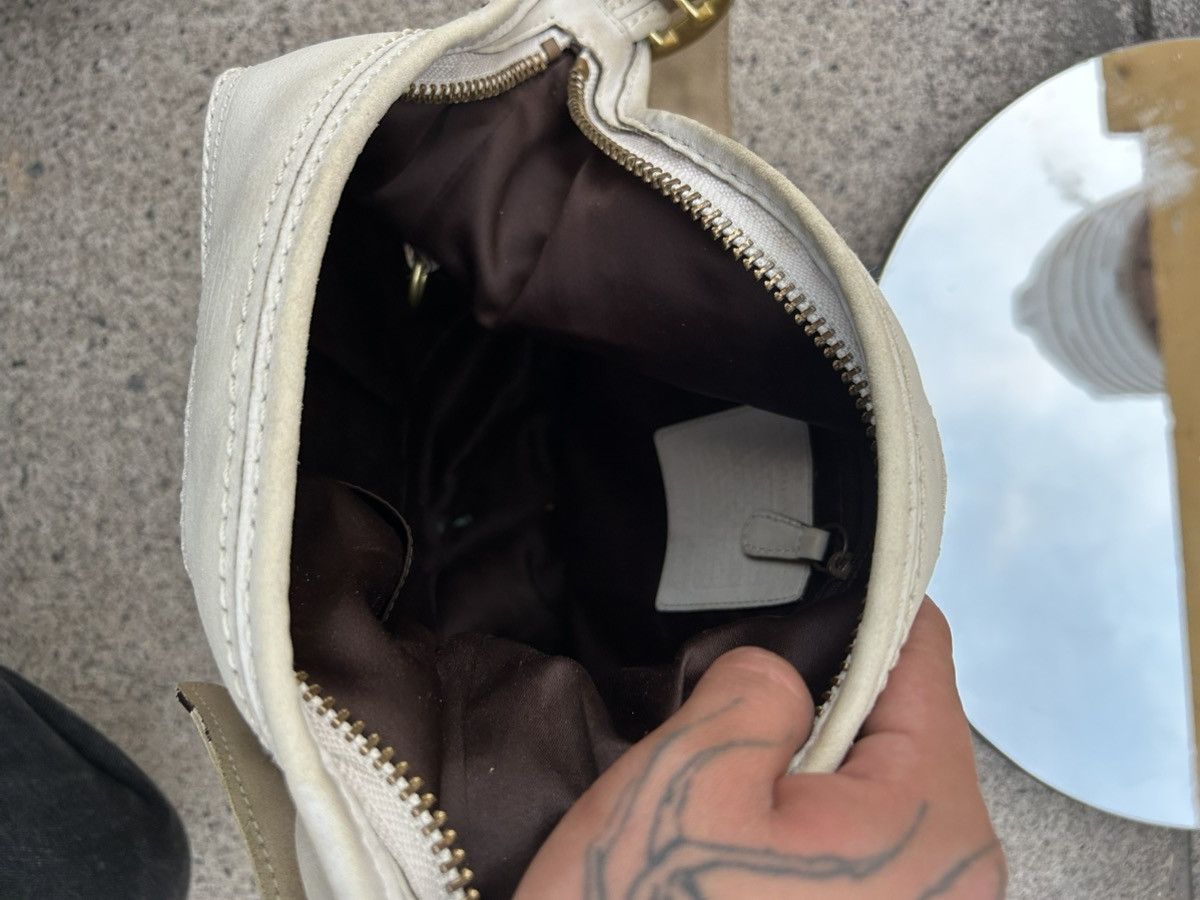 Coach Coach Signature Canvas Shoulder Bag / Brown & Cream Size ONE SIZE - 9 Thumbnail
