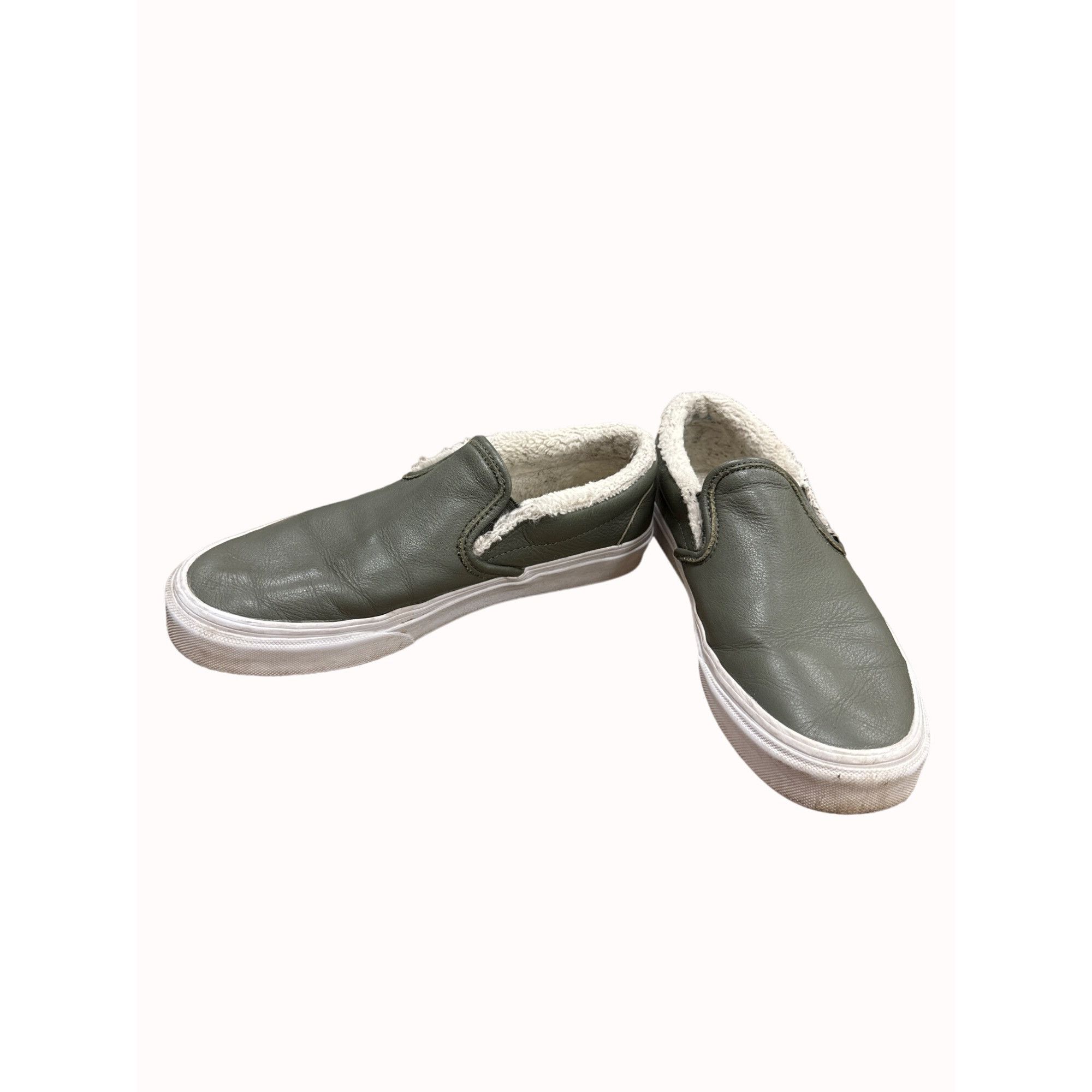 Vans Vans men’s 7.5 or womens 9 green leather fur lined low top s Size US 7.5 / EU 40-41 - 3 Thumbnail