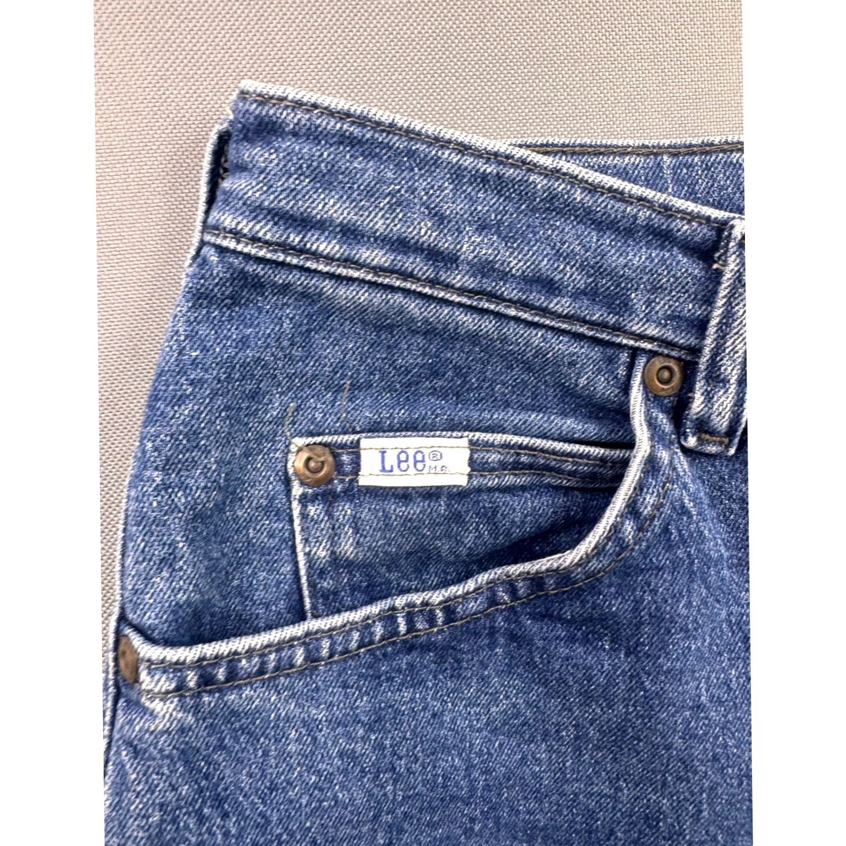 Lee VINTAGE Lee Capri Jeans Womens Blue High Rise Straight Leg Cropped Denim 29W 29 Inseam 16in 90s Women Jeans Size 29" - 4 Thumbnail