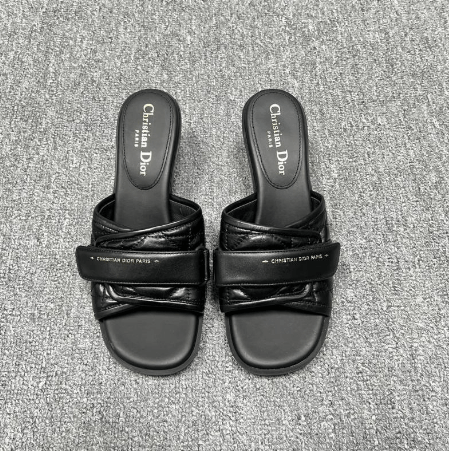Dior Dior casual fashion slippers Size US 8 / IT 38 - 2 Thumbnail