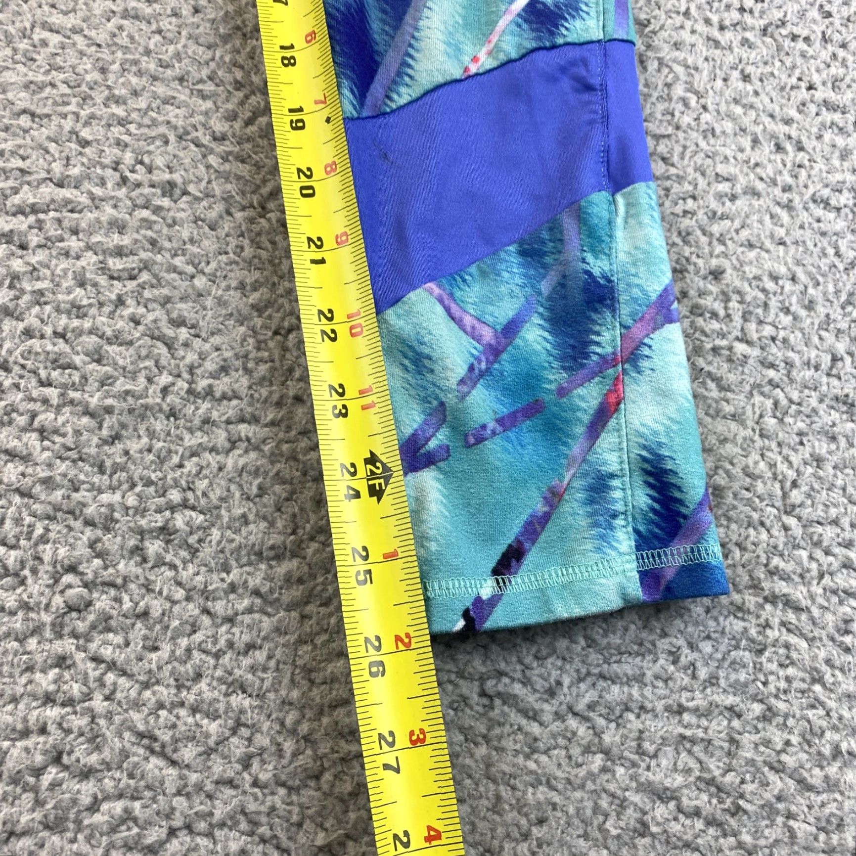 Champion Champion Leggings Woman’s Size L (10-12) Multicolor Athletic Stretchy / 51-7 Size 36" / US 14 / IT 50 - 5 Thumbnail