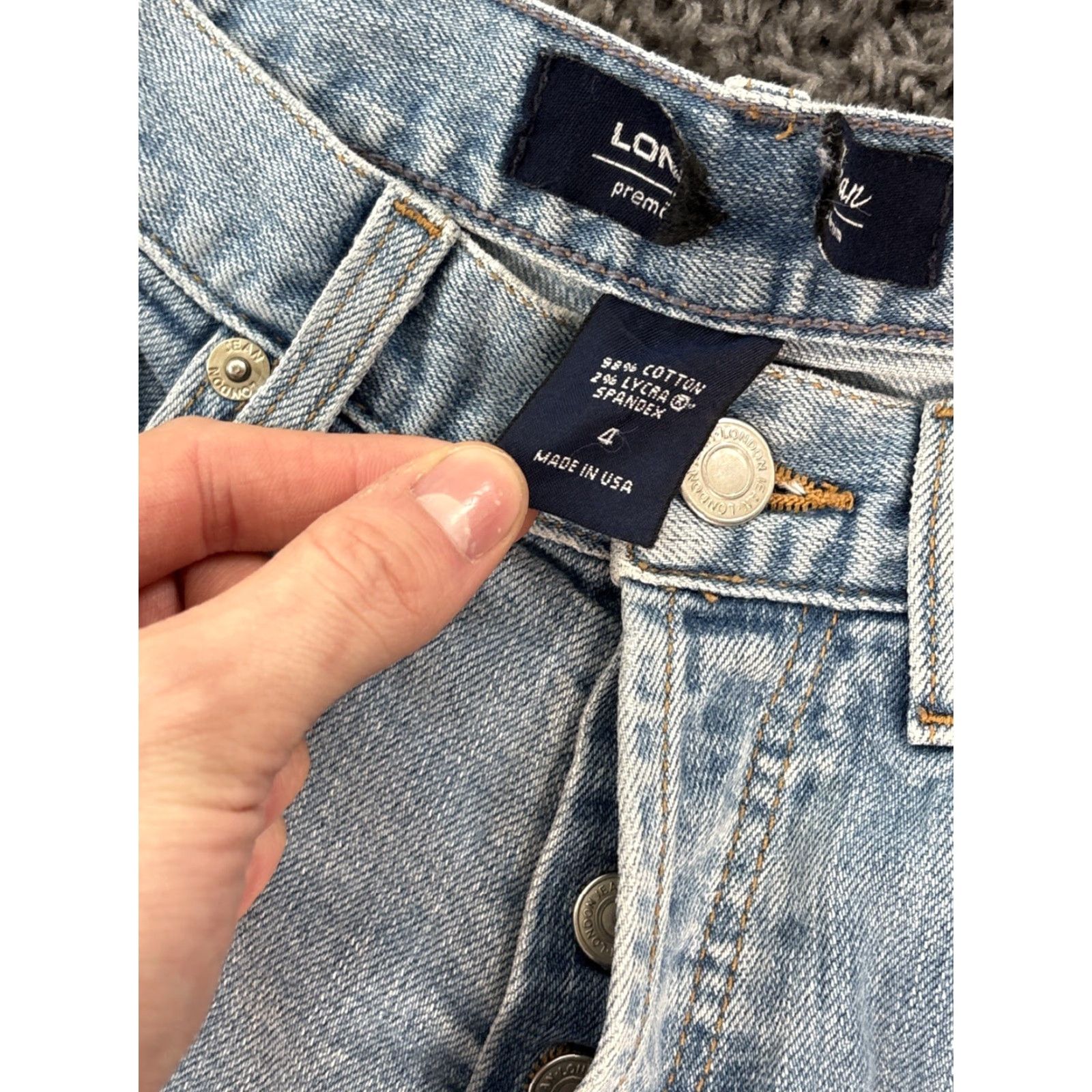 Vintage VINTAGE London Jeans Flare Jeans Womens 28x30 Button Fly Mid Rise Light Wash 90s Size 27" / US 4 / IT 40 - 6 Thumbnail