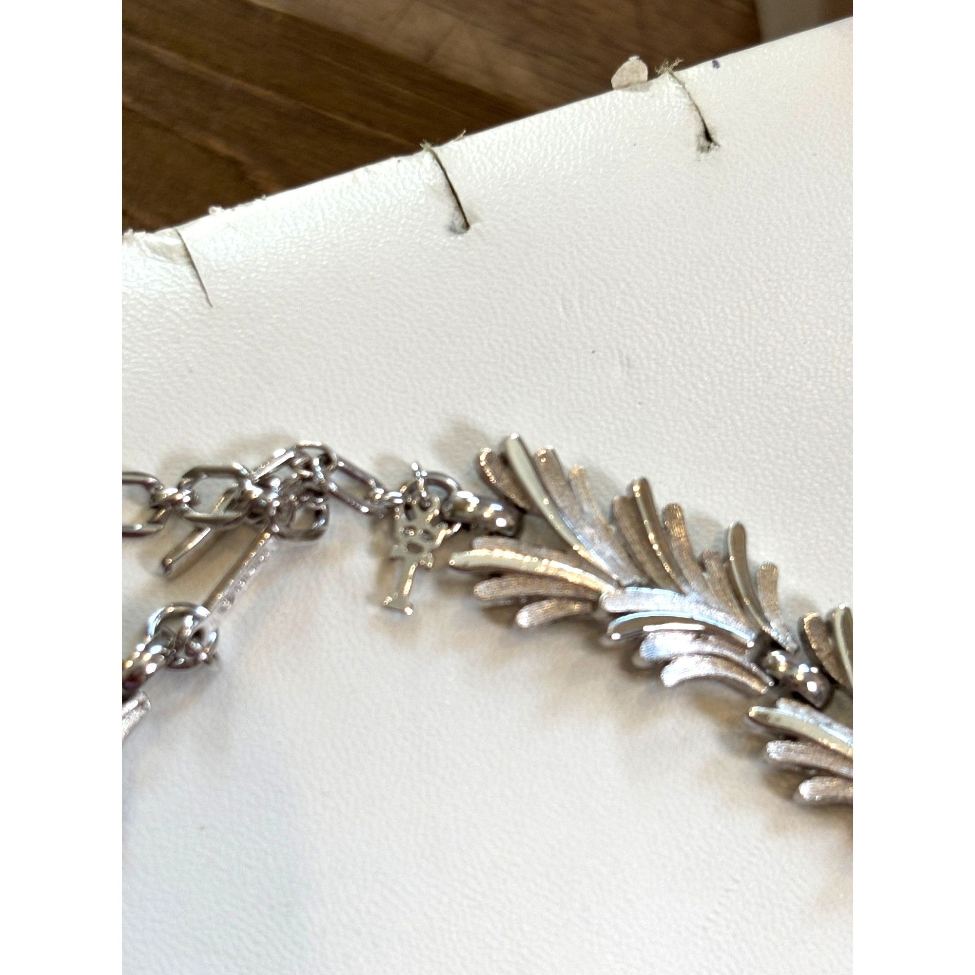 Other Vintage Crown Trifari Silver Leaf Necklace Size ONE SIZE - 3 Thumbnail