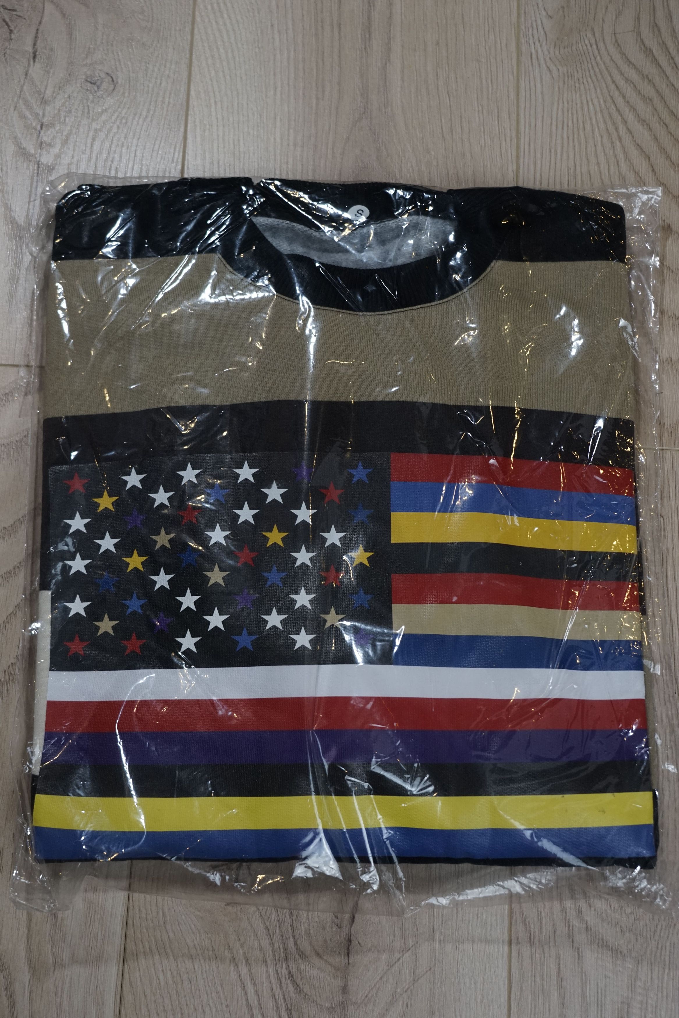 Givenchy SS14 TISCI Runway Multi Strip Flag Oversized Sweat RRP $795 Size US S / EU 44-46 / 1 - 8 Thumbnail