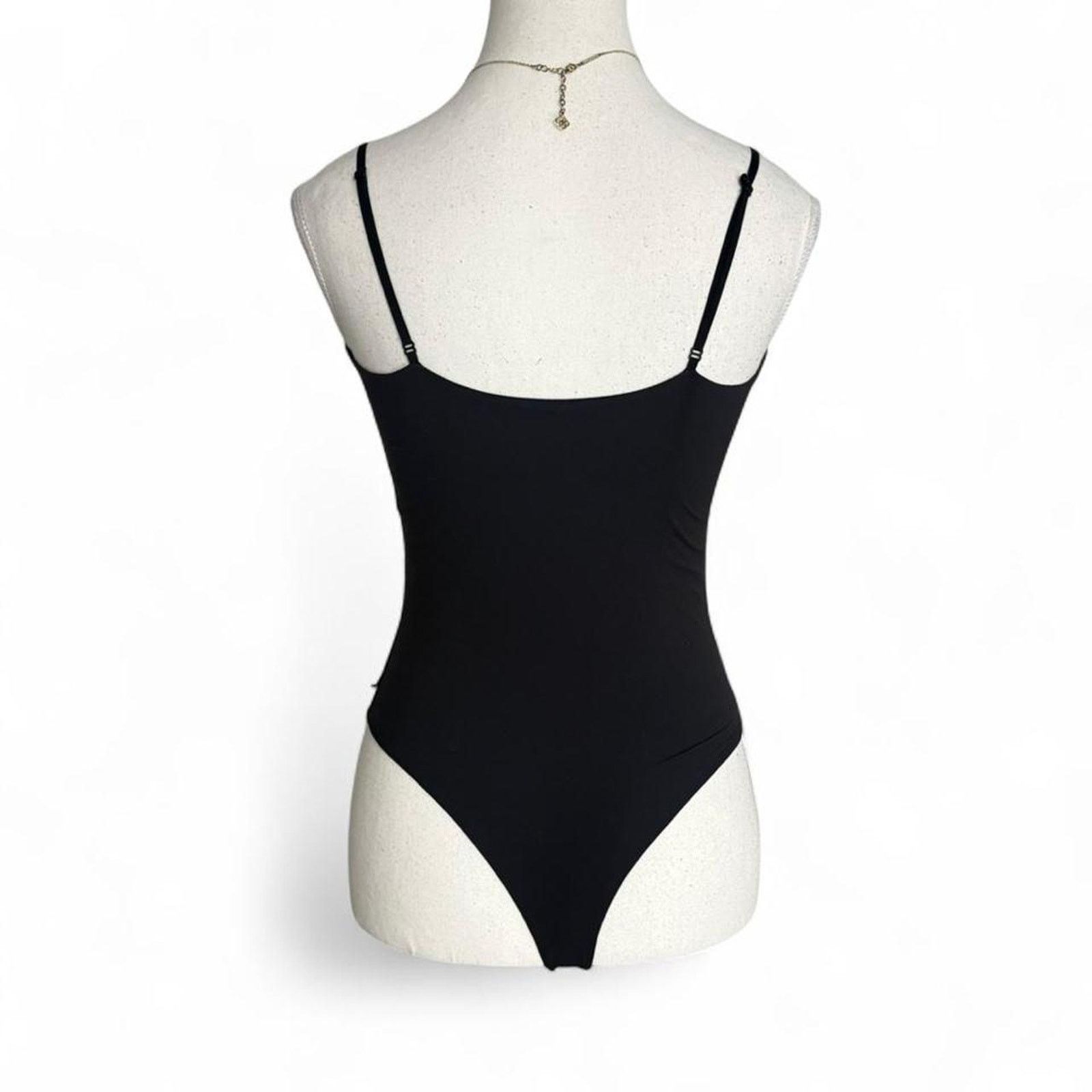 SKIMS Skims black bodysuit Size L contour black bodysuits Size L / US 10 / IT 46 - 2 Thumbnail