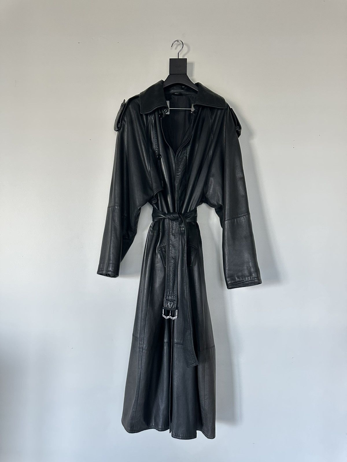 Versace Gianni Versace 80s Black Leather Trench Coat Size US XL / EU 56 / 4 - 1 Thumbnail