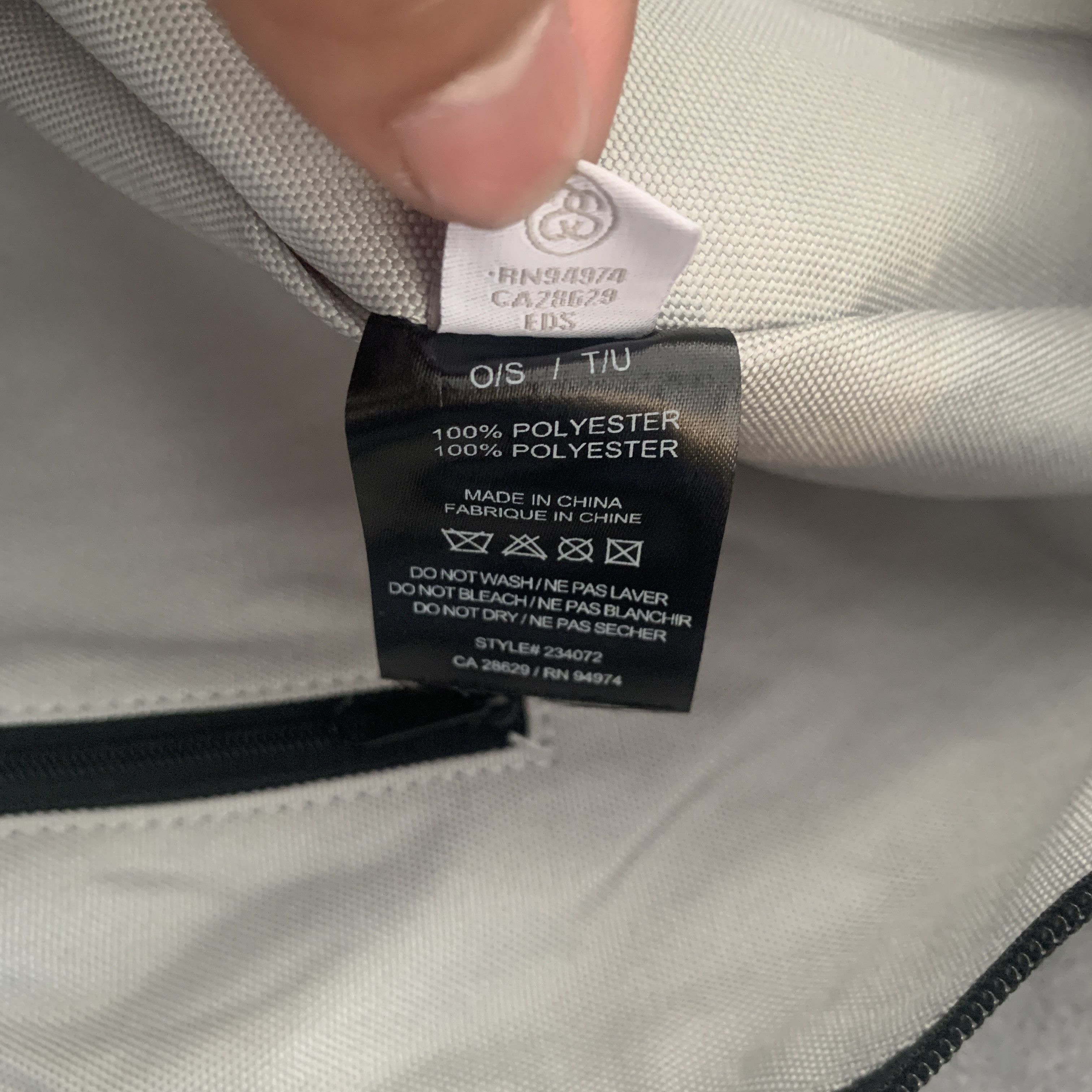 Other STUSSY MAPS SLING BAG IN SILVER Size ONE SIZE - 9 Thumbnail