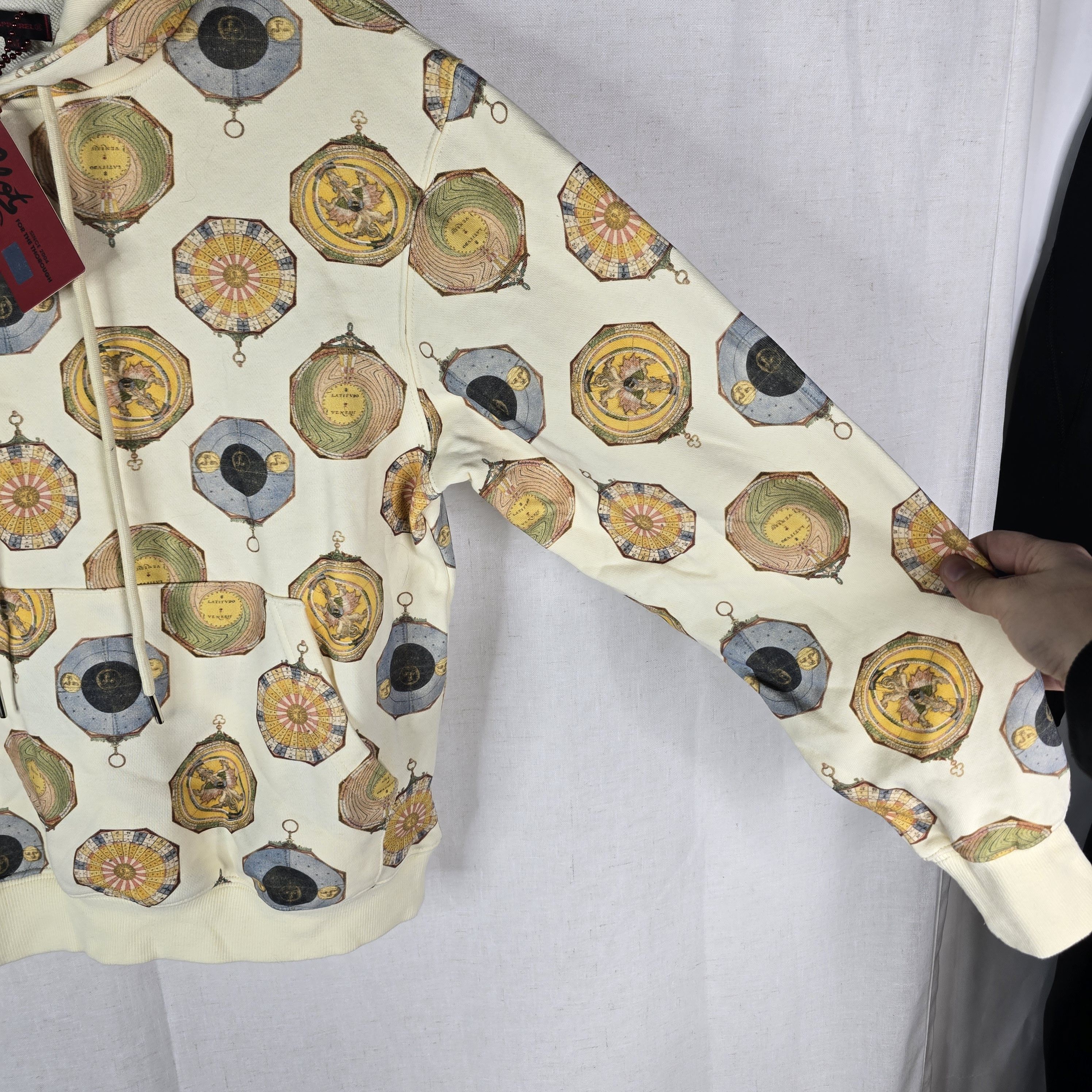 CLOT Clot Mens Medium Compass Pullover Yellow Cream White Hoodie Size US M / EU 48-50 / 2 - 9 Thumbnail