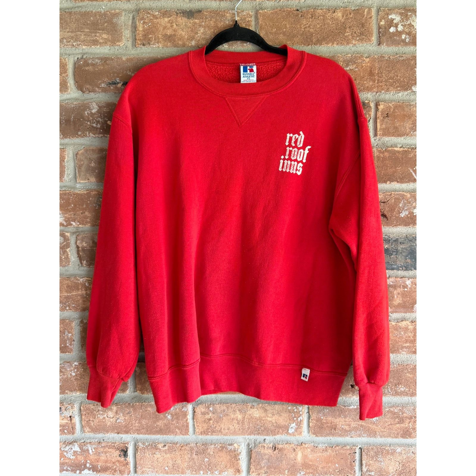 Russell Athletic Vintage Red Roof Inns Russell Crewneck XL USA Size US XL / EU 56 / 4 - 1 Thumbnail