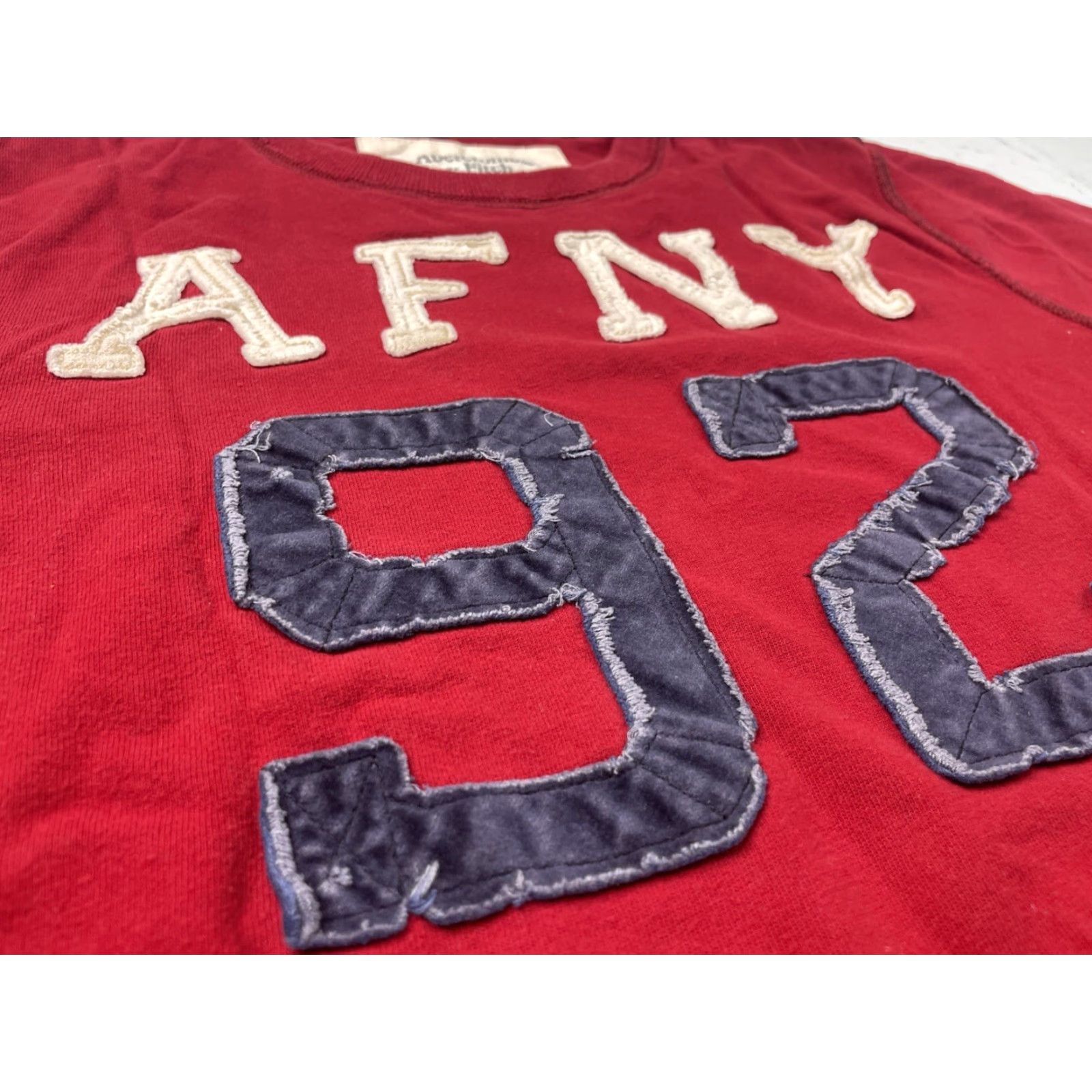 Abercrombie & Fitch VINTAGE Abercrombie & Fitch Muscle Long Sleeve Heavy T Shirt M Red Crew Neck Logo cotton Knit Men Shirt Size US M / EU 48-50 / 2 - 2 Thumbnail