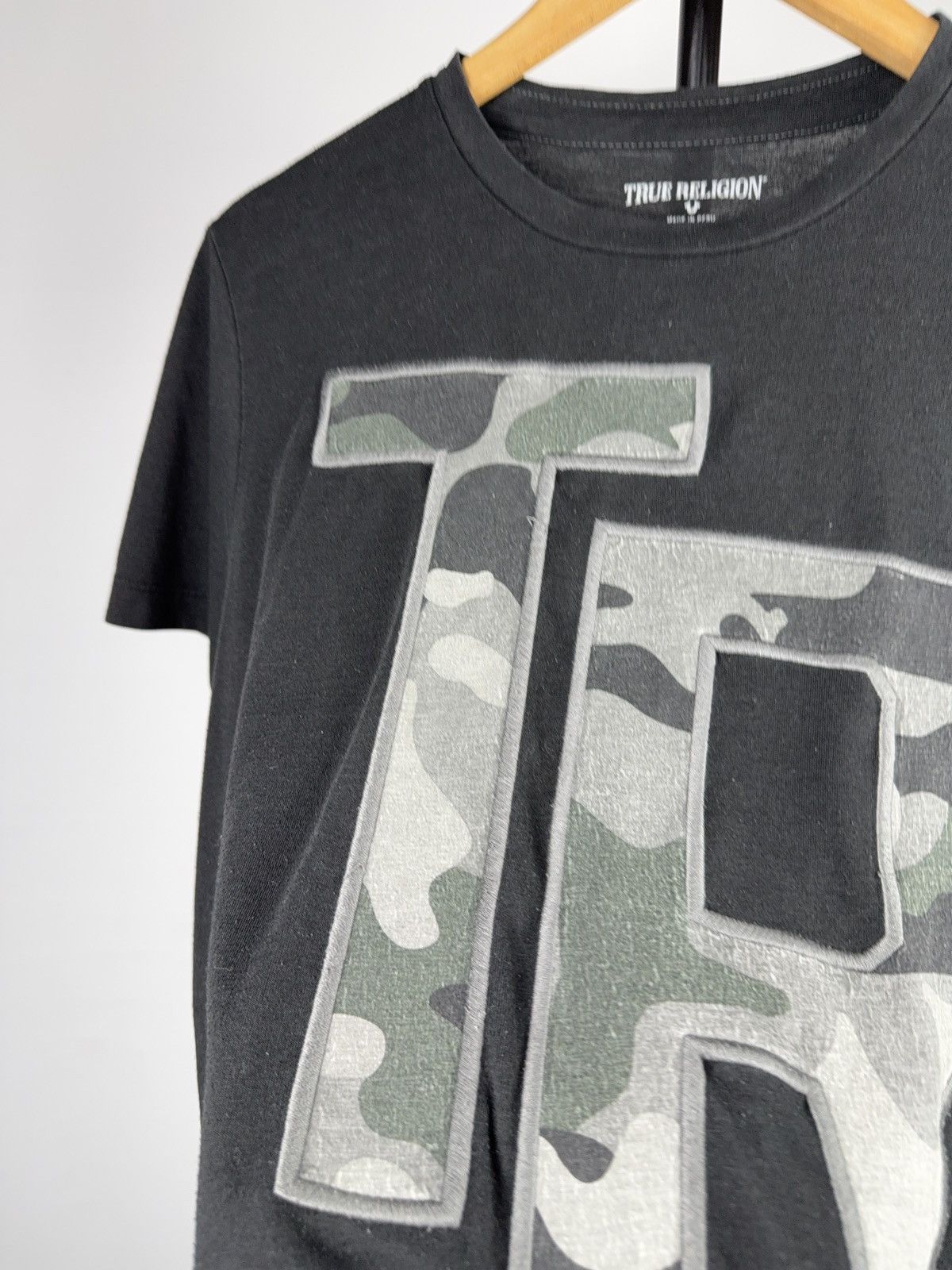 True Religion 00s Y2K True Religion TR Camo Logo Graphic T-Shirt Black Size US M / EU 48-50 / 2 - 8 Thumbnail