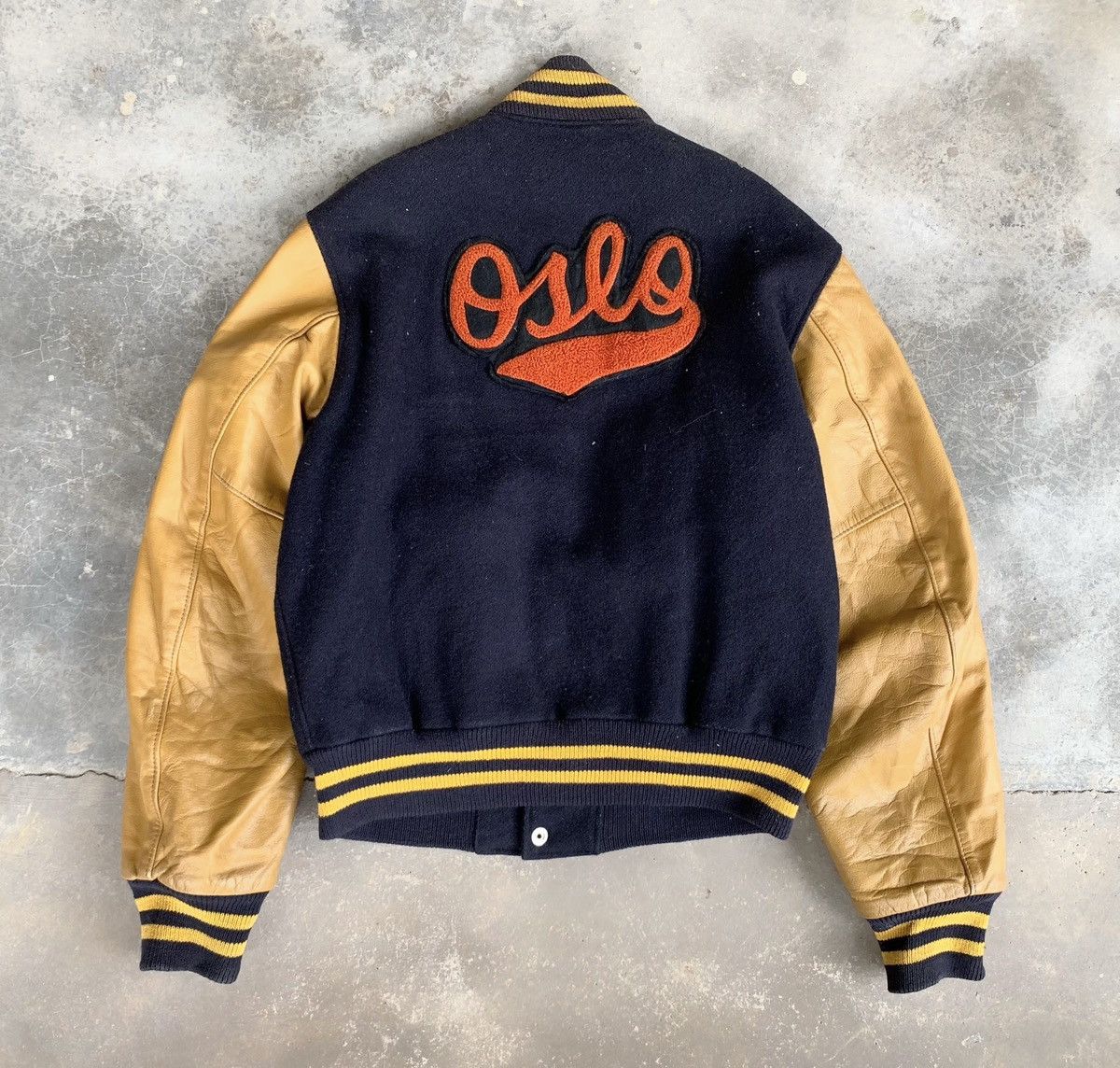 Golden Bear VINTAGE 90s GOLDEN BEAR OSLO WOOL VARSITY LEATHER JACKET Size US S / EU 44-46 / 1 - 2 Thumbnail