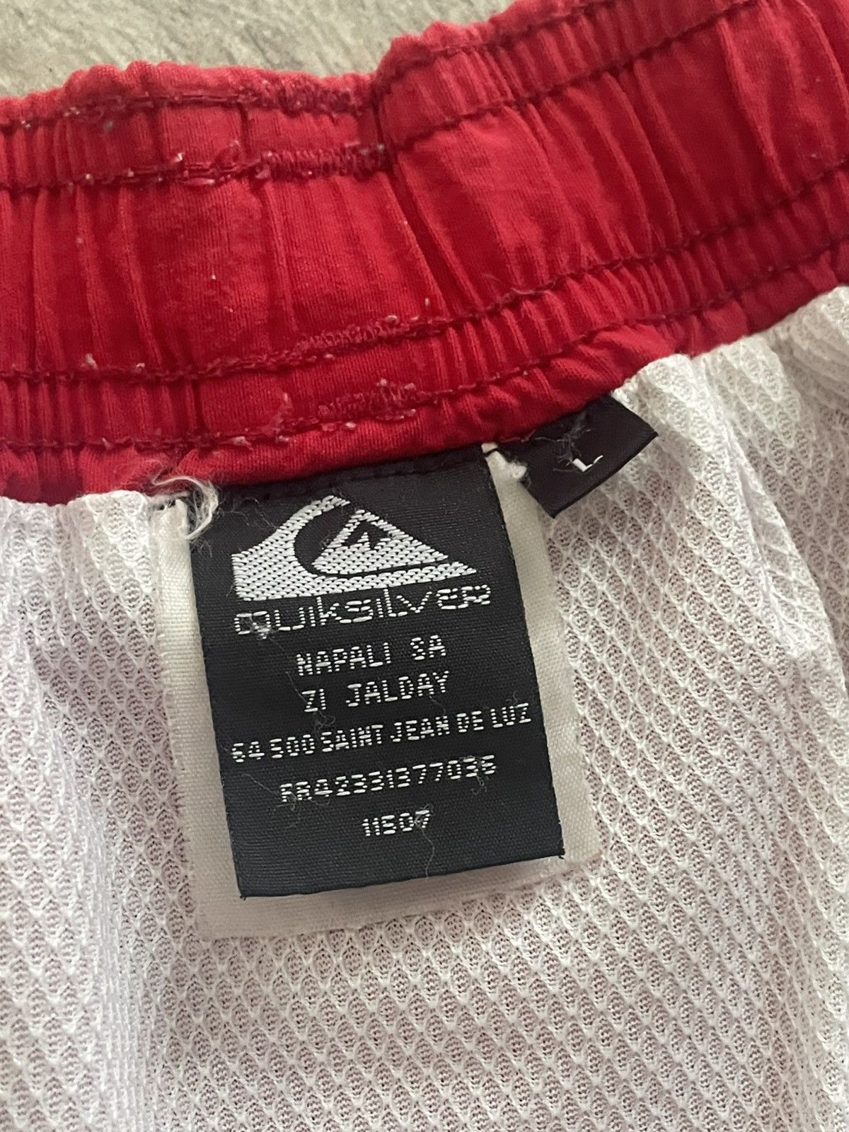 Quiksilver Quiksilver big logo vintage 90s archive retro streetwear Size US 33 - 4 Thumbnail