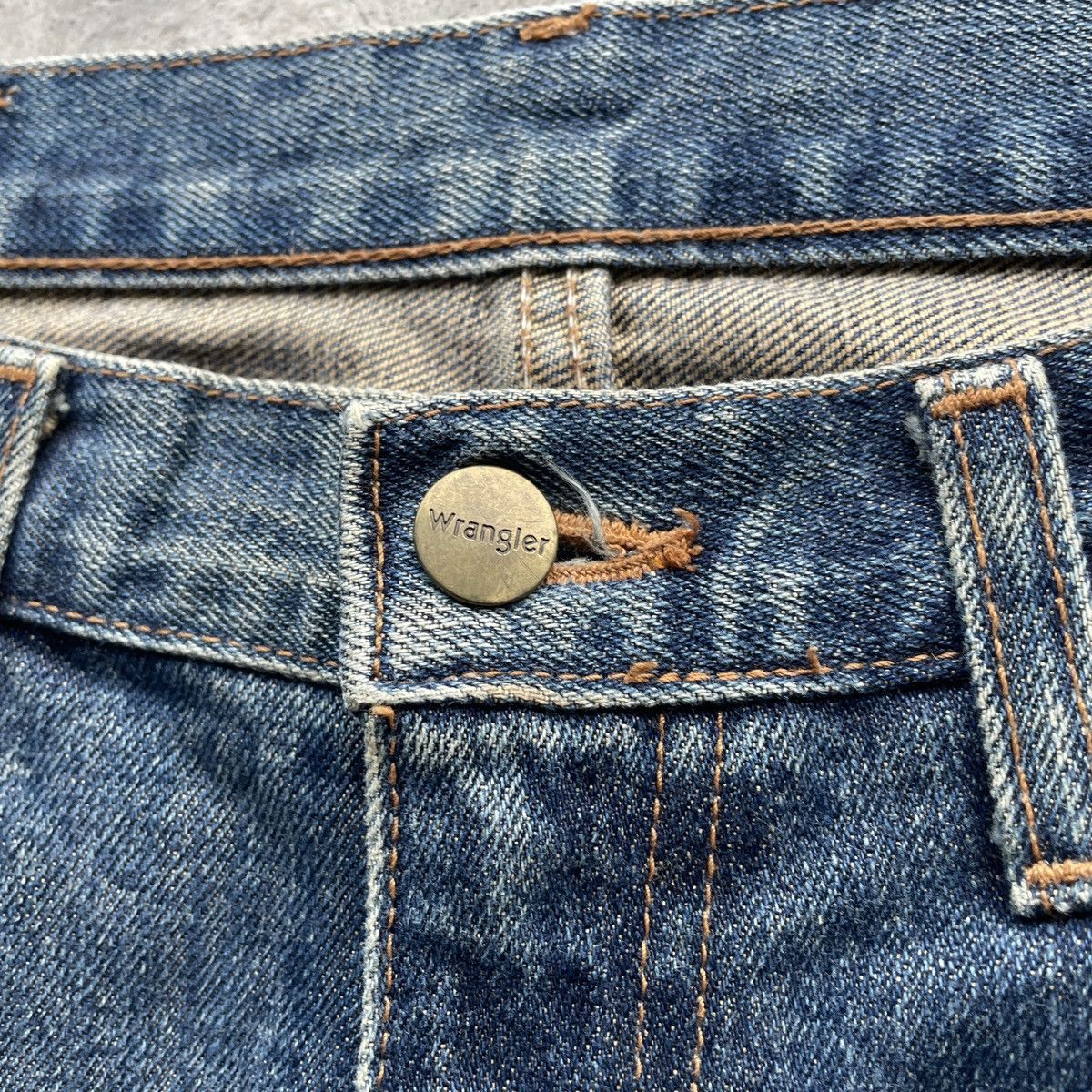 Wrangler Vintage Wrangler Mud Washed Faded Jeans Denim Pants W30 Size US 30 / EU 46 - 6 Thumbnail