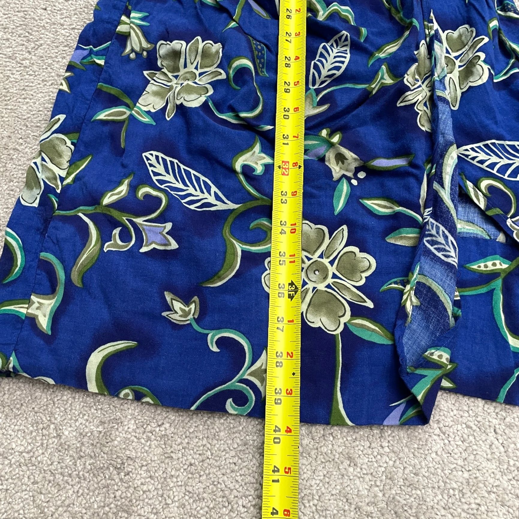 Vintage VINTAGE Studio Ease Blue Floral Midi Wrap Dress Womens 10 Sleeveless Slit Rayon Knit Strappy Sleeve 90s Bohemian Style - Mens? Women? Size L / US 10 / IT 46 - 7 Thumbnail