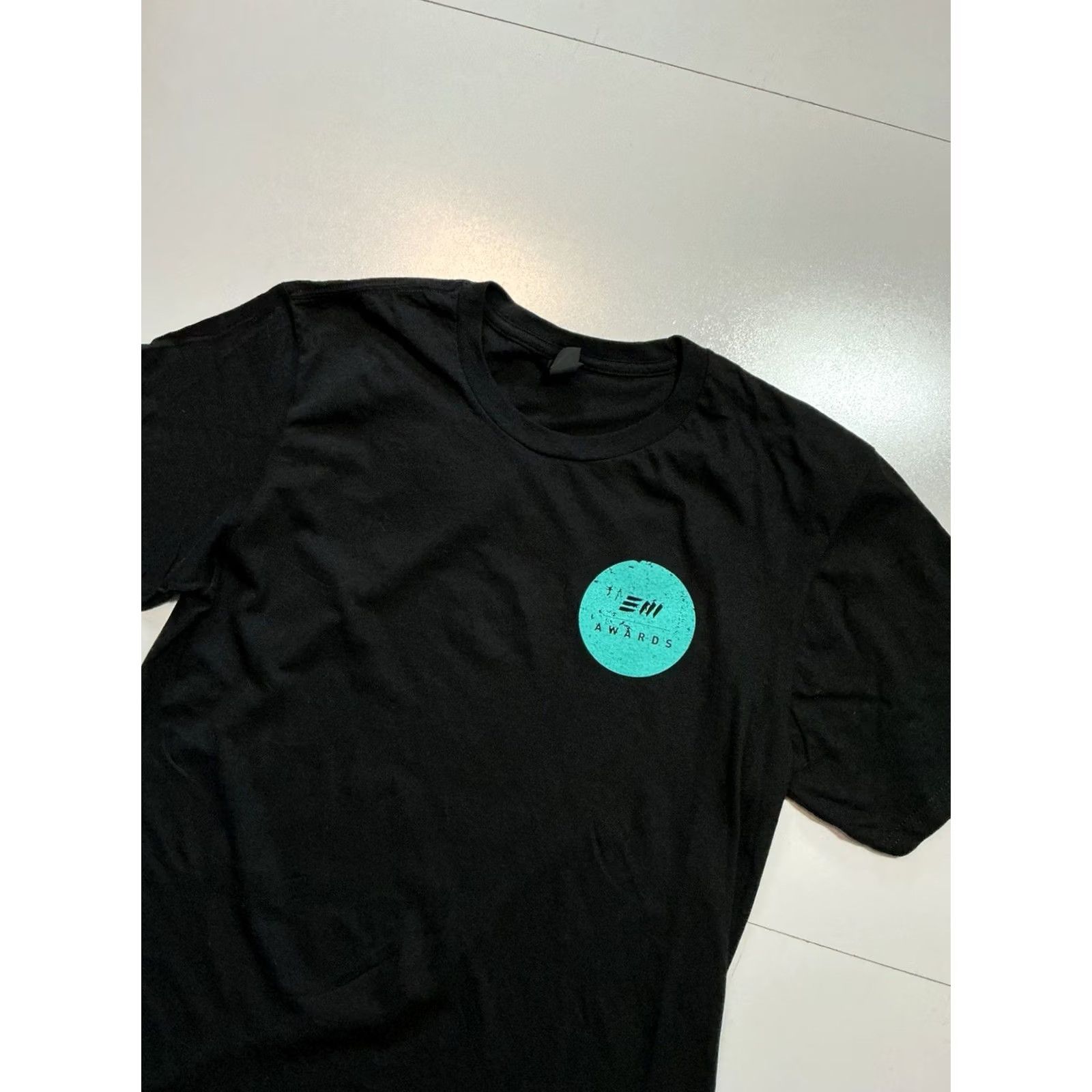 Vintage VINTAGE The Electronic Music Awards 2017 Autograf Goldfish Lineup EDM Black Graphic T-Shirt LG Mens Size US L / EU 52-54 / 3 - 4 Thumbnail