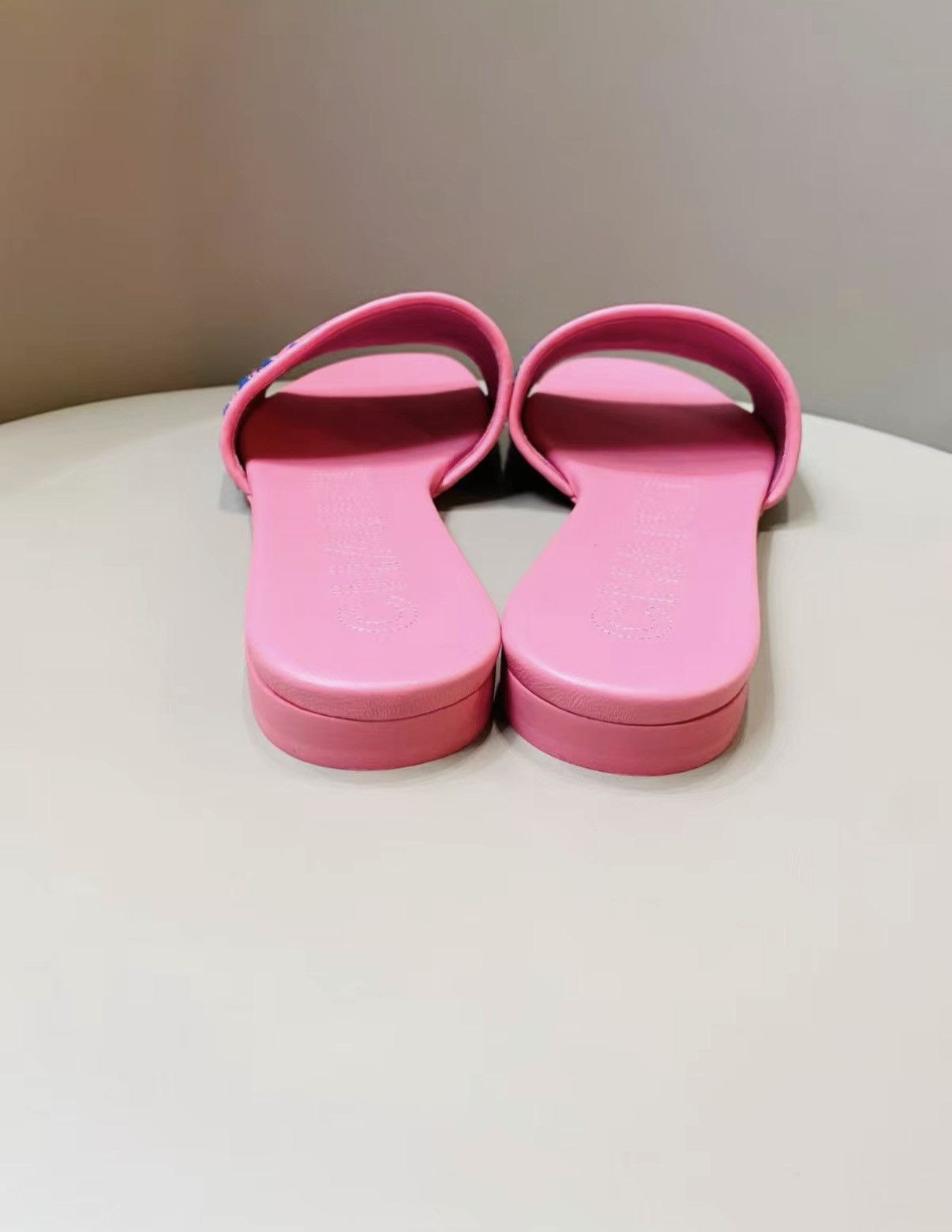 Chanel Chanel Tweed Flat Slides J33 Size US 5 / IT 35 - 6 Thumbnail
