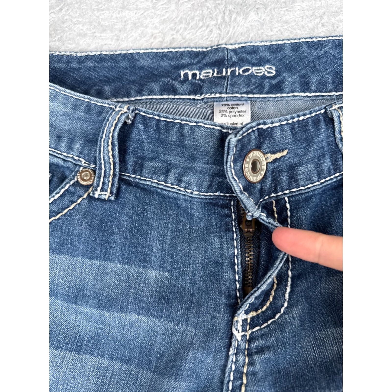 Vintage Maurices YMI Jeans Capri Blue Denim Cotton Blend Low Rise 29 Inseam 23 Womens Regular 6 29x23 Vintage No Size 27" / US 4 / IT 40 - 5 Thumbnail