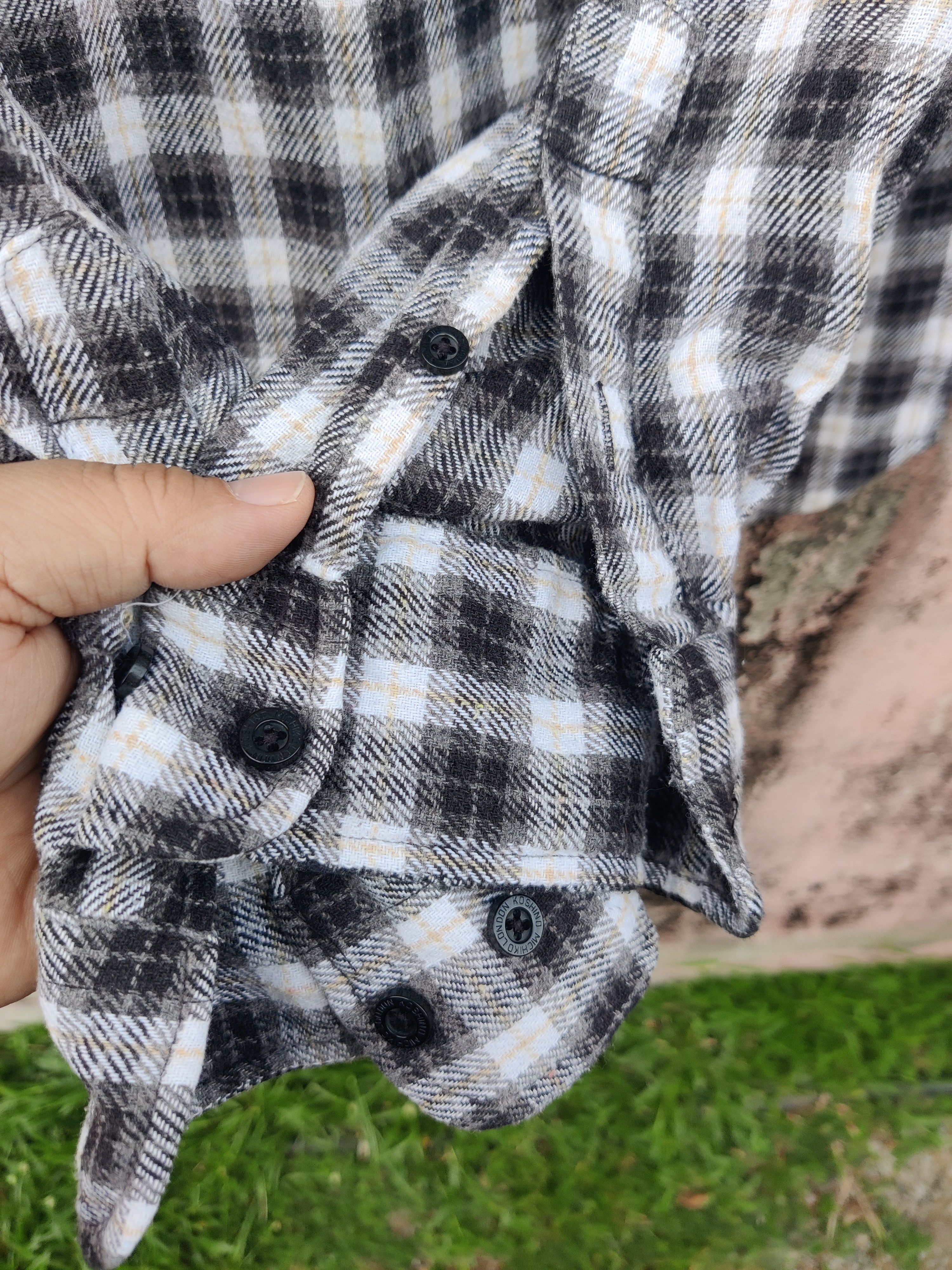 Vintage Vintage Michiko London Koshino Flannel Shirt Size US M / EU 48-50 / 2 - 7 Thumbnail