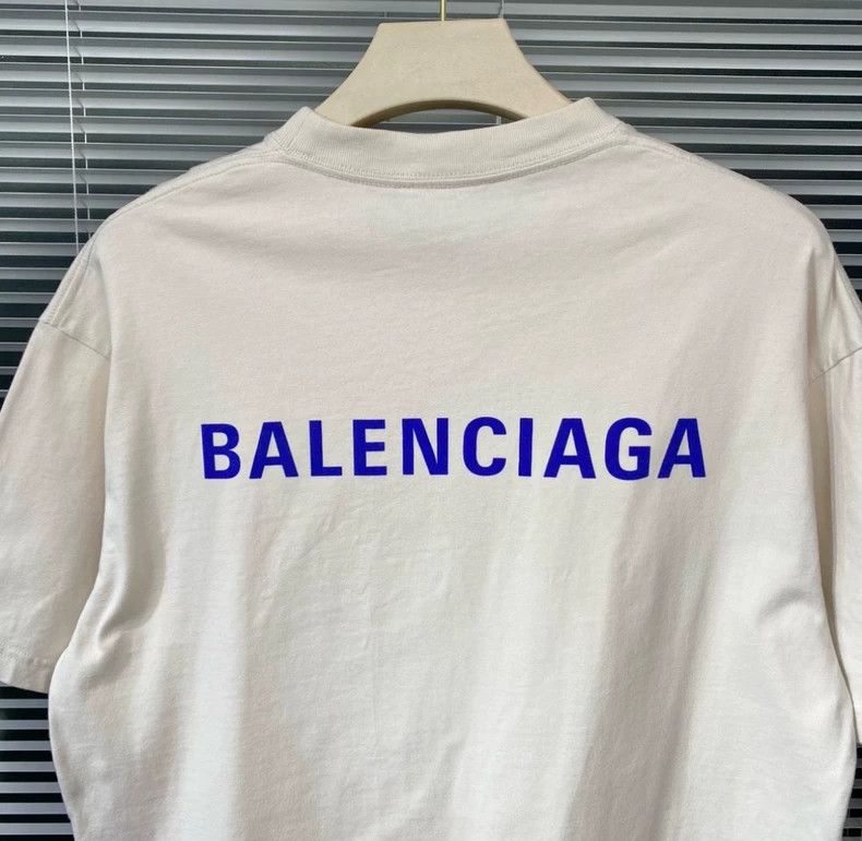Balenciaga Balenciaga Short sleeve + T-shirt + monogram logo Size US S / EU 44-46 / 1 - 7 Thumbnail