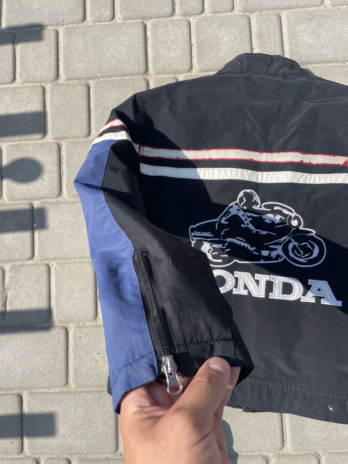 Formula 1 90s Honda Racing jacket in red and black, featuring Size US XS / EU 42 / 0 - 8 Thumbnail