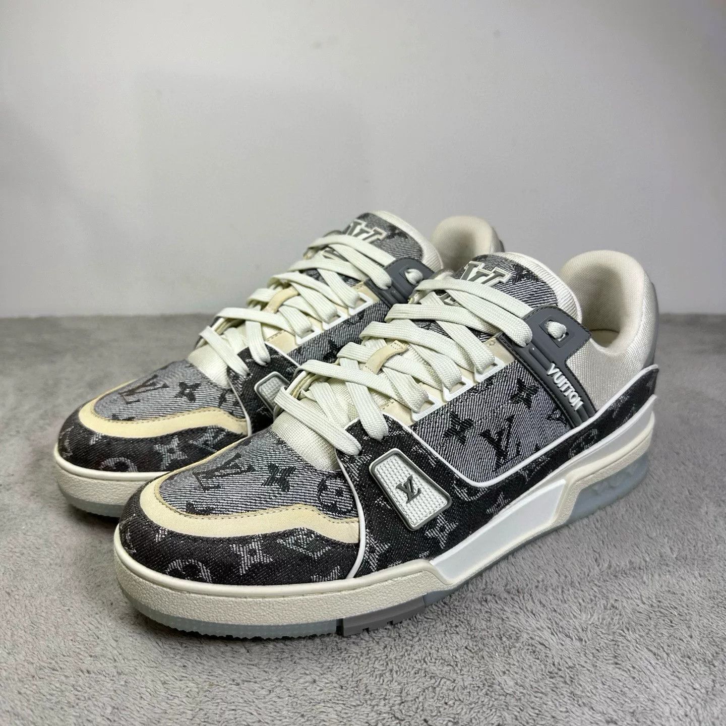Louis Vuitton Louis Vuitton Training Denim White Lowtop Sneakers 43 Men Size US 10 / EU 43 - 1 Thumbnail
