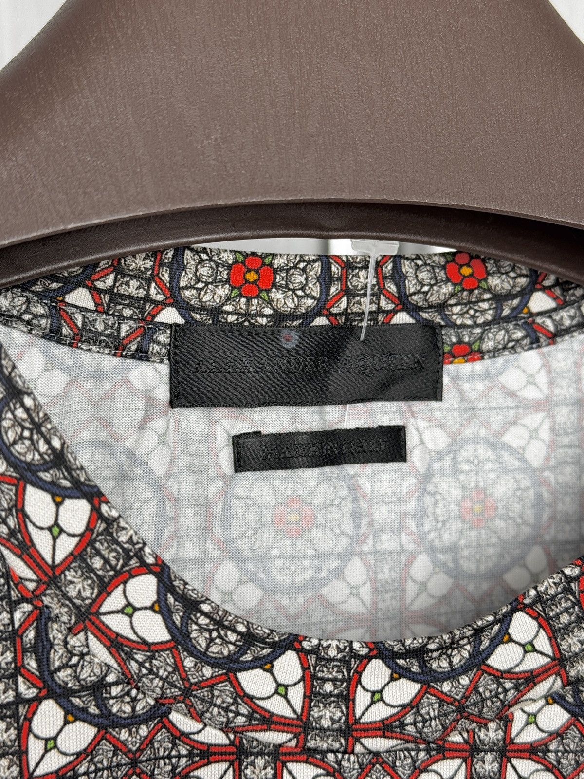 Alexander McQueen Alexander McQueen Rare Skull & Floral Graphic Design T-Shirt Size US M / EU 48-50 / 2 - 10 Thumbnail